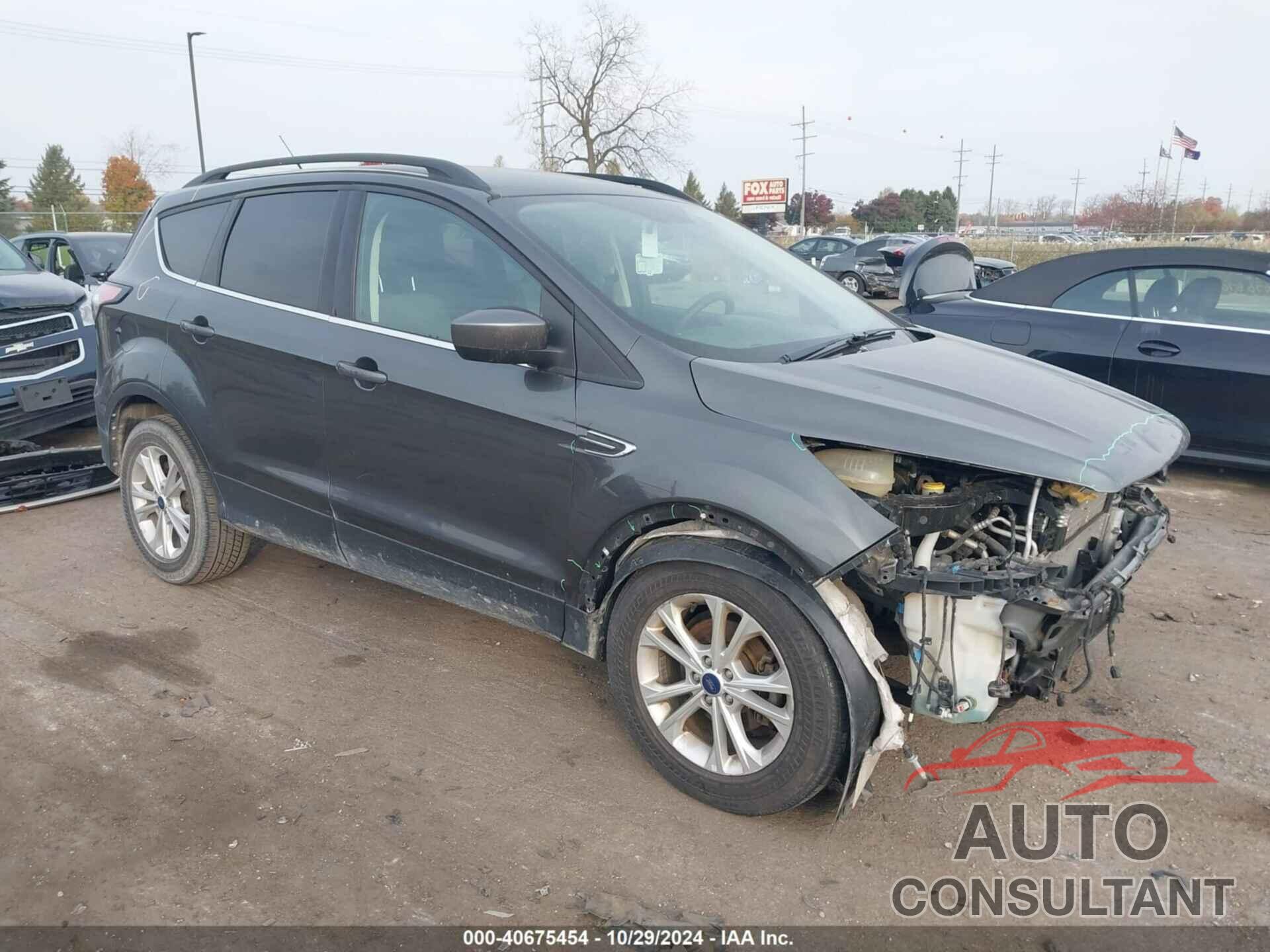 FORD ESCAPE 2018 - 1FMCU0GD1JUC49360