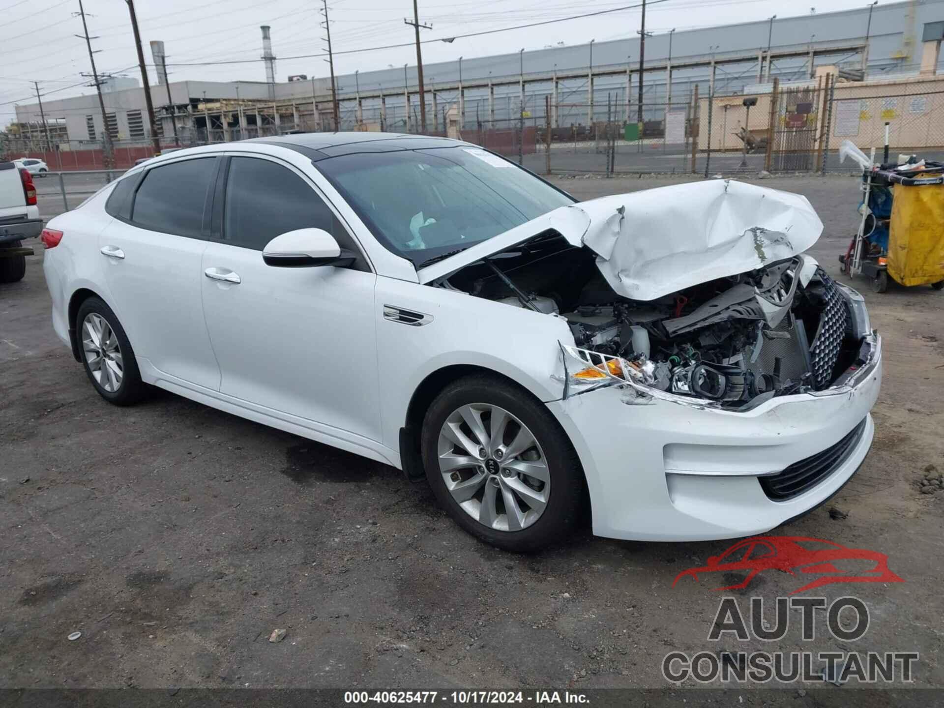 KIA OPTIMA 2018 - 5XXGU4L30JG247230