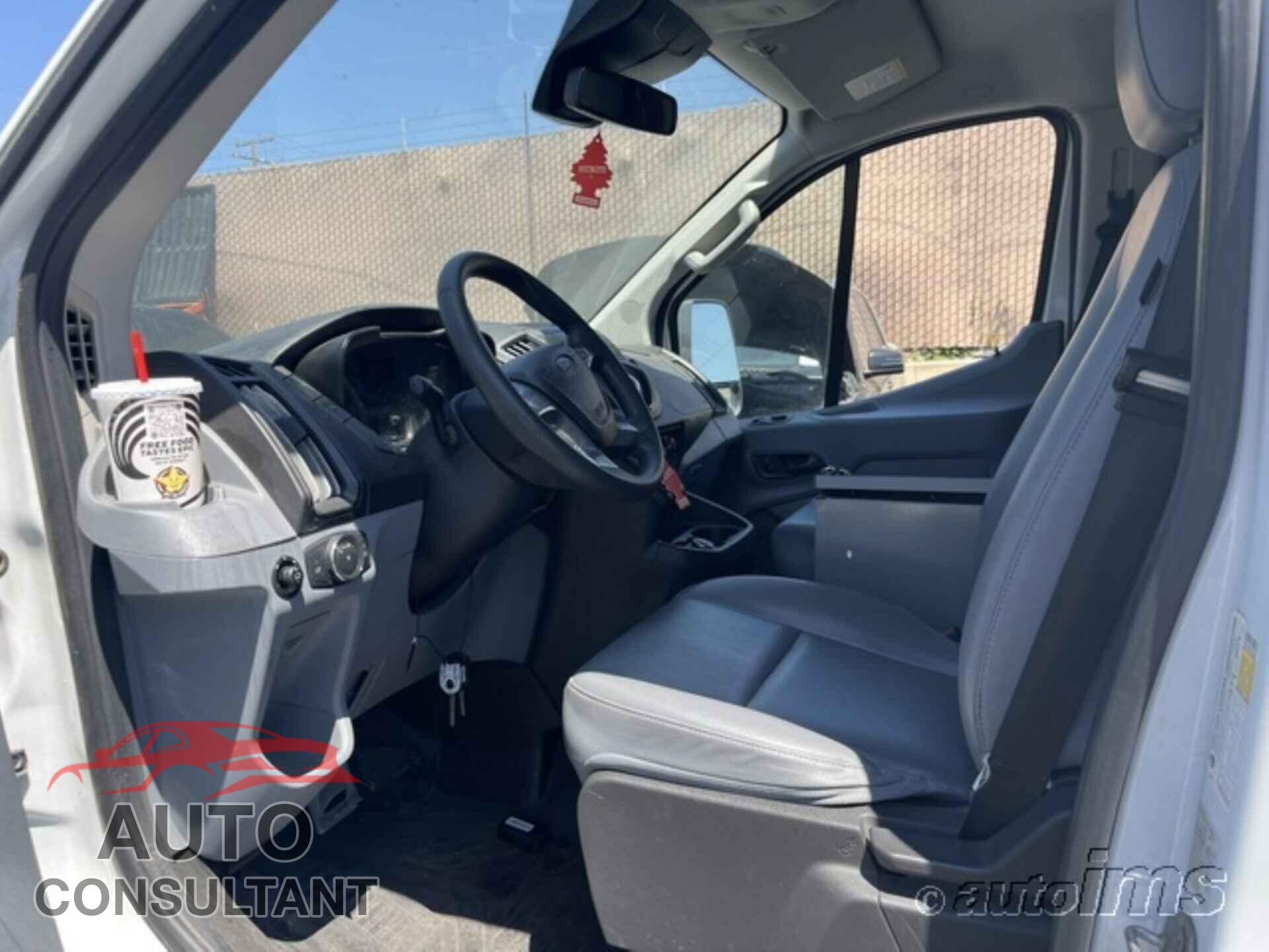 FORD TRANSIT 2019 - 1FTYE1YM7KKA15054