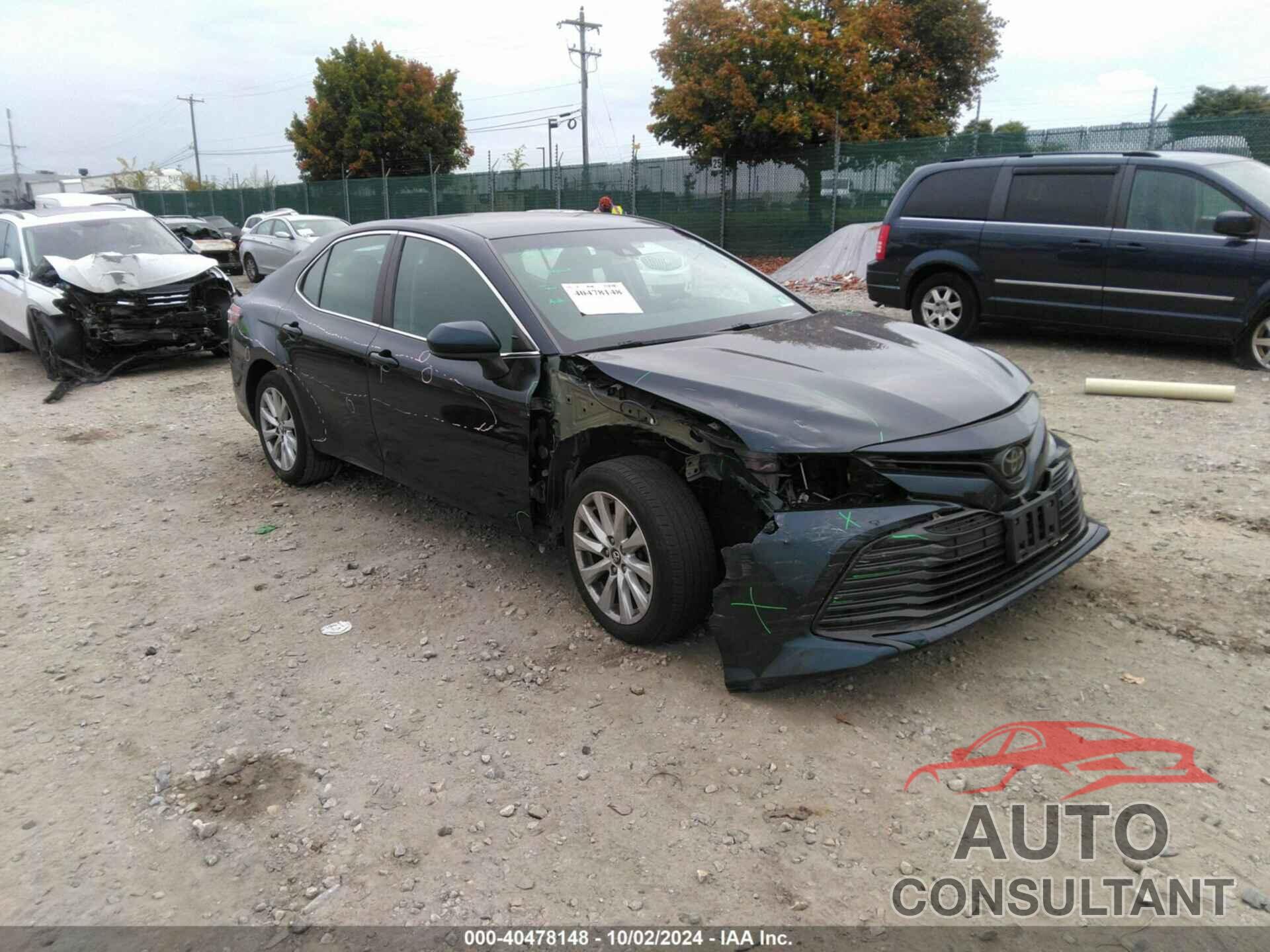 TOYOTA CAMRY 2018 - 4T1B11HK7JU588342