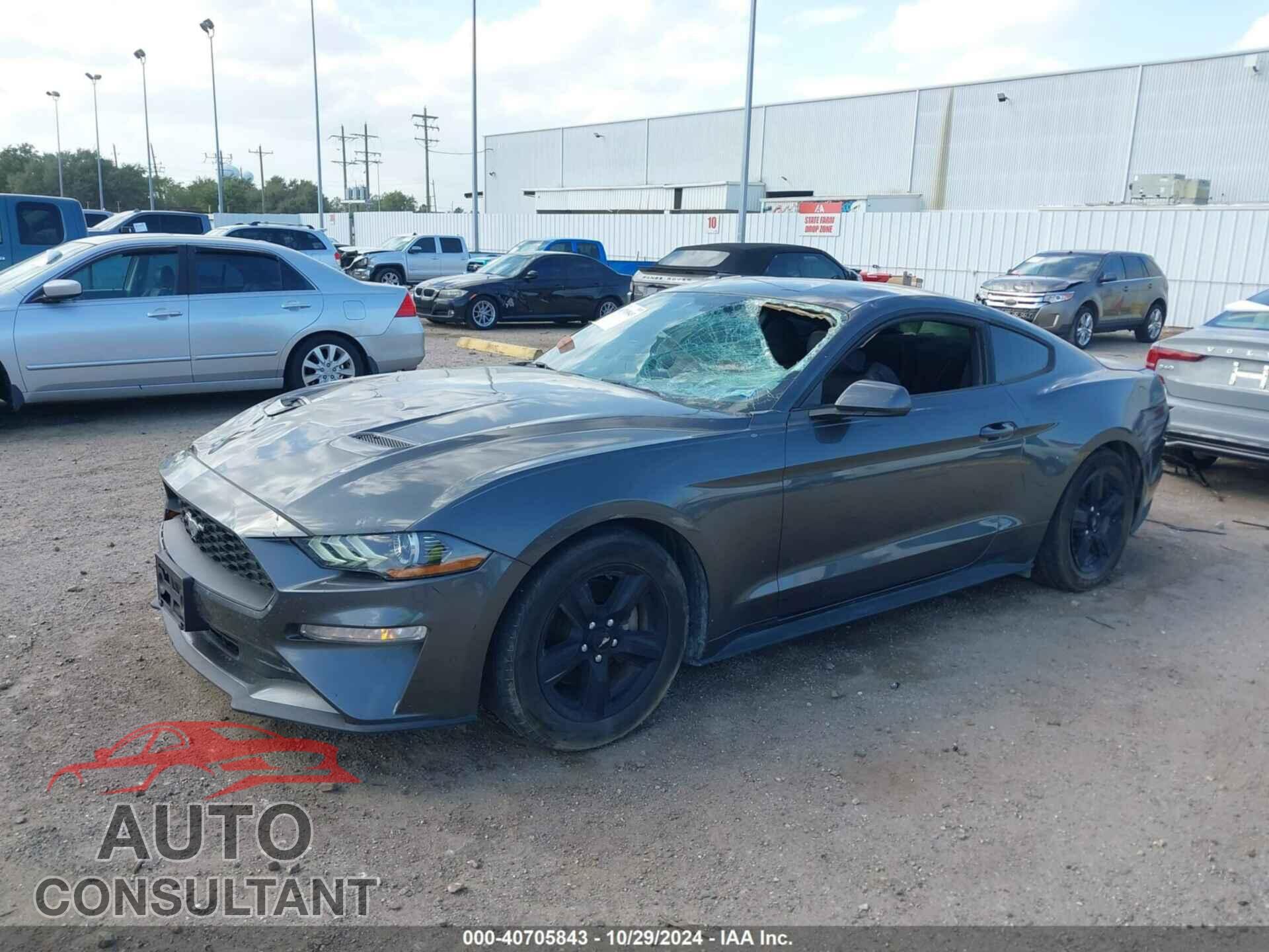 FORD MUSTANG 2018 - 1FA6P8TH2J5132144