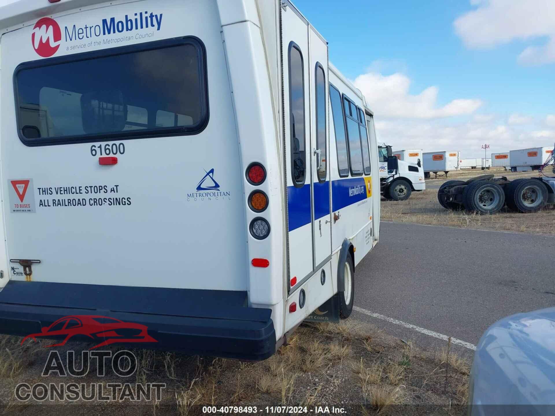 FORD E-450 CUTAWAY 2017 - 1FDFE4FS8HDC35368