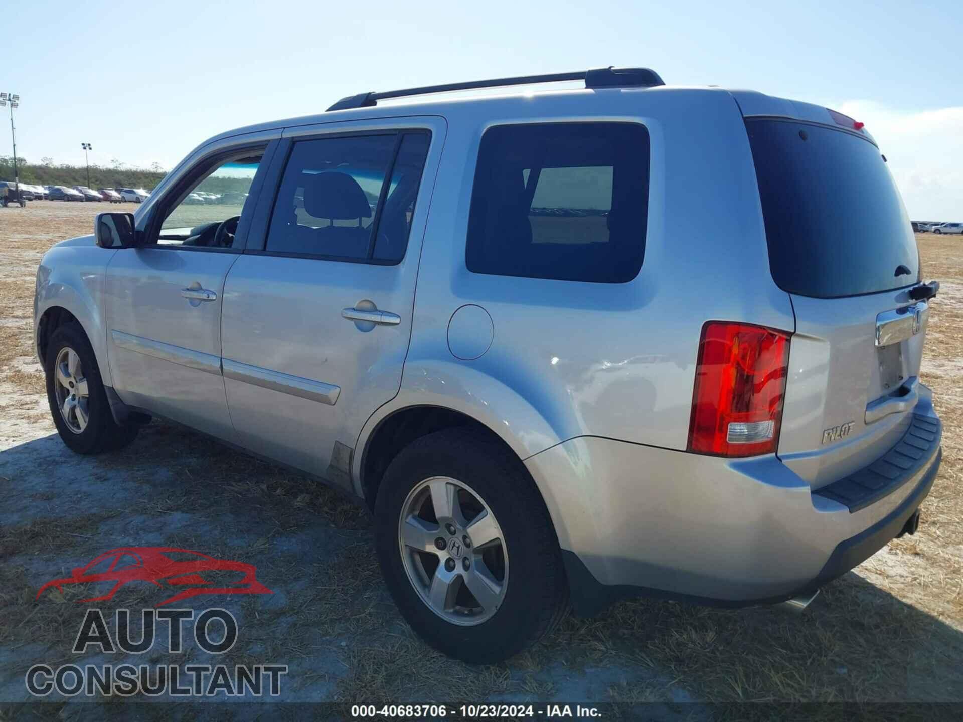 HONDA PILOT 2011 - 5FNYF3H59BB011313