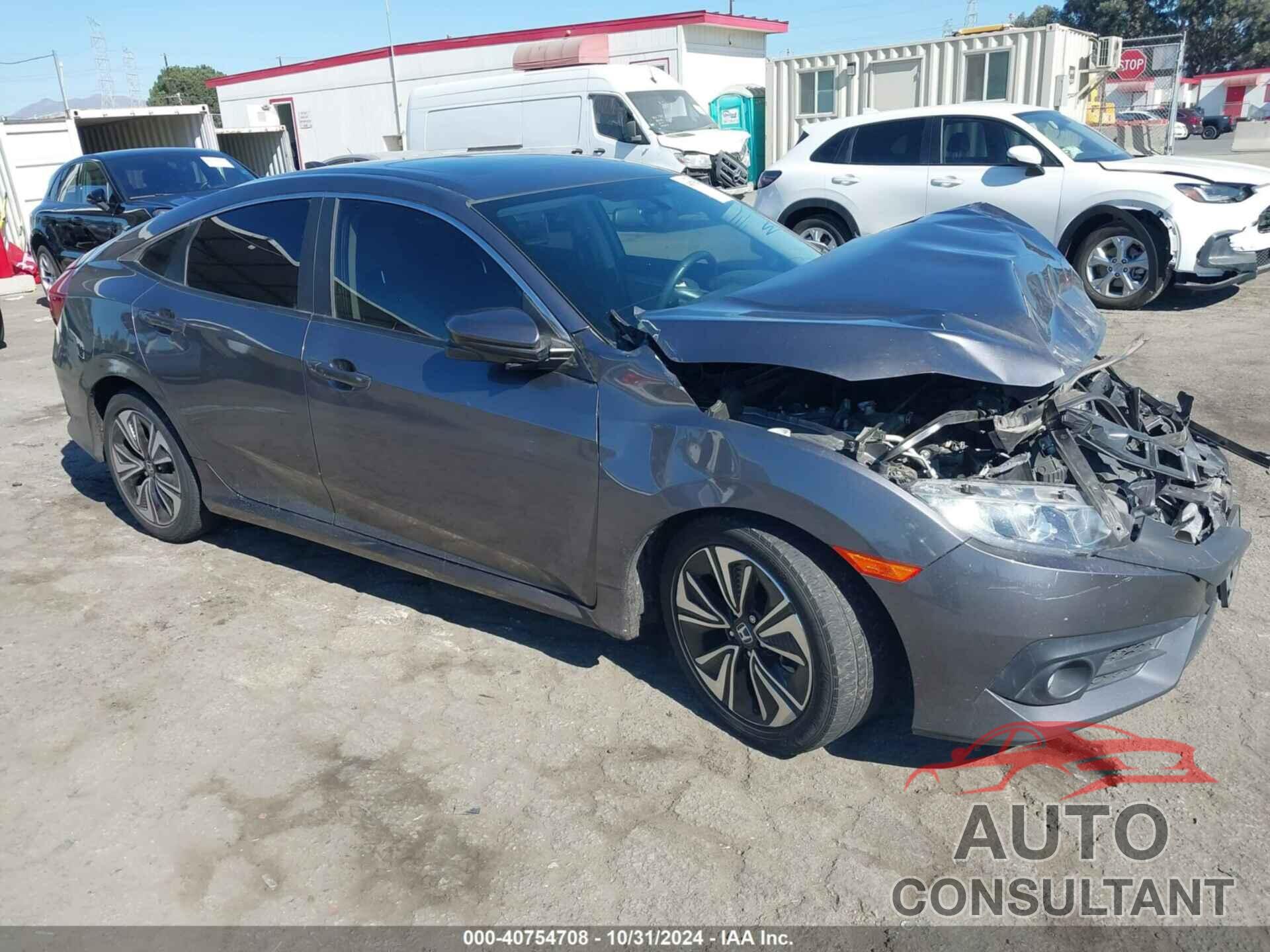 HONDA CIVIC 2018 - JHMFC1F3XJX040845