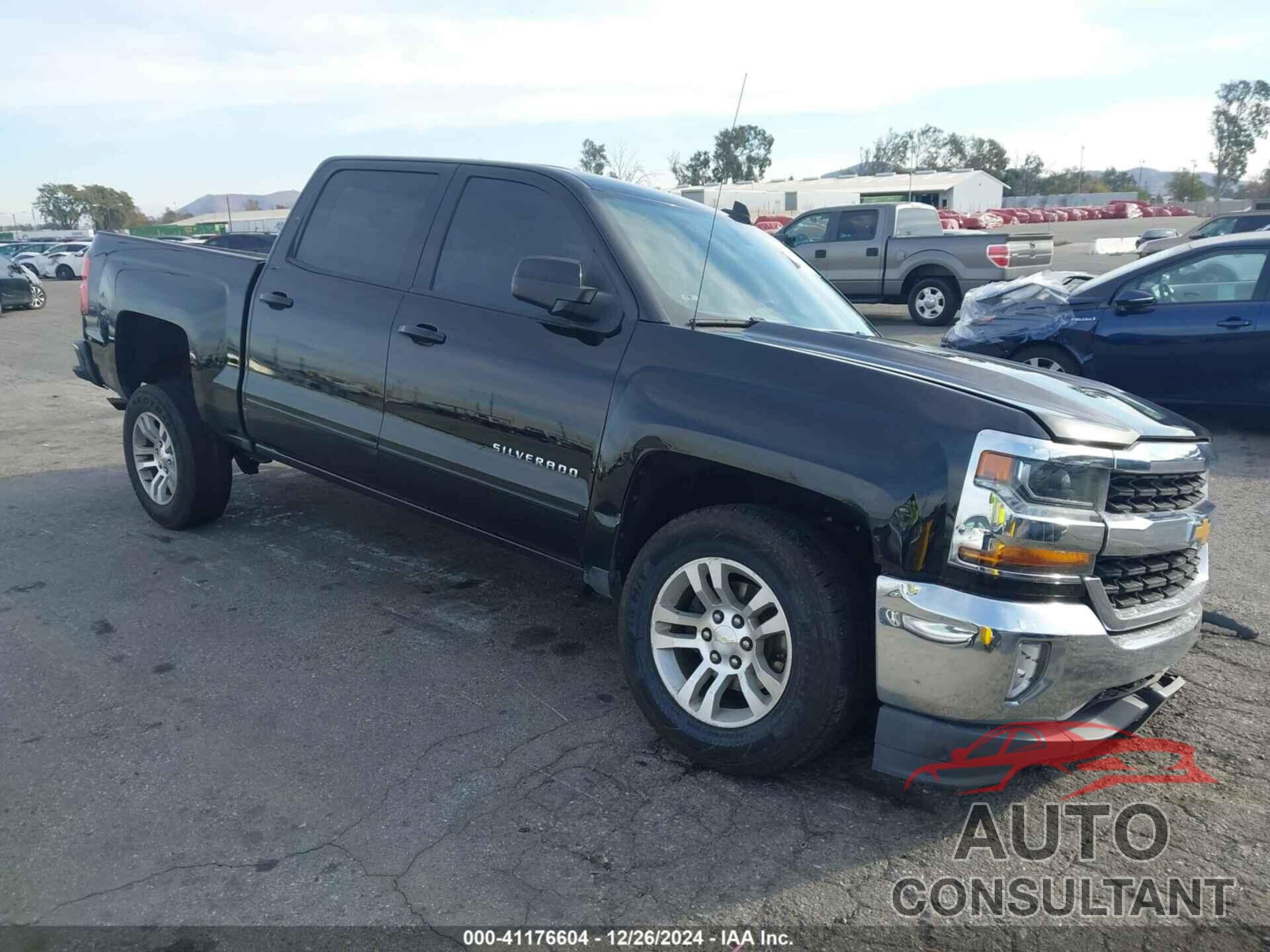 CHEVROLET SILVERADO 1500 2018 - 3GCPCREC1JG277377