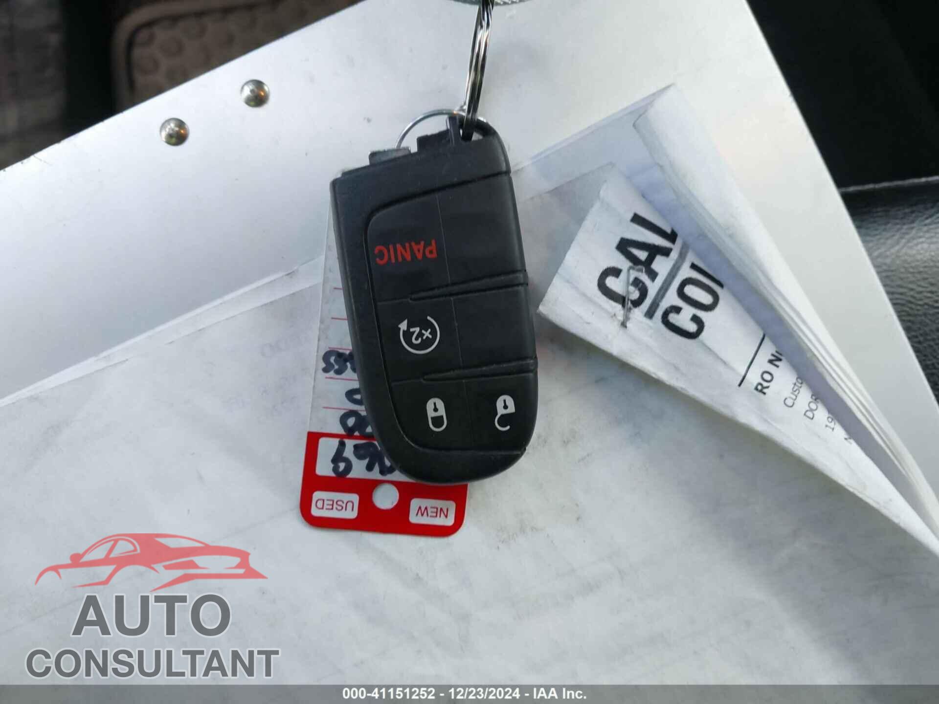 JEEP COMPASS 2020 - 3C4NJDBB7LT241005