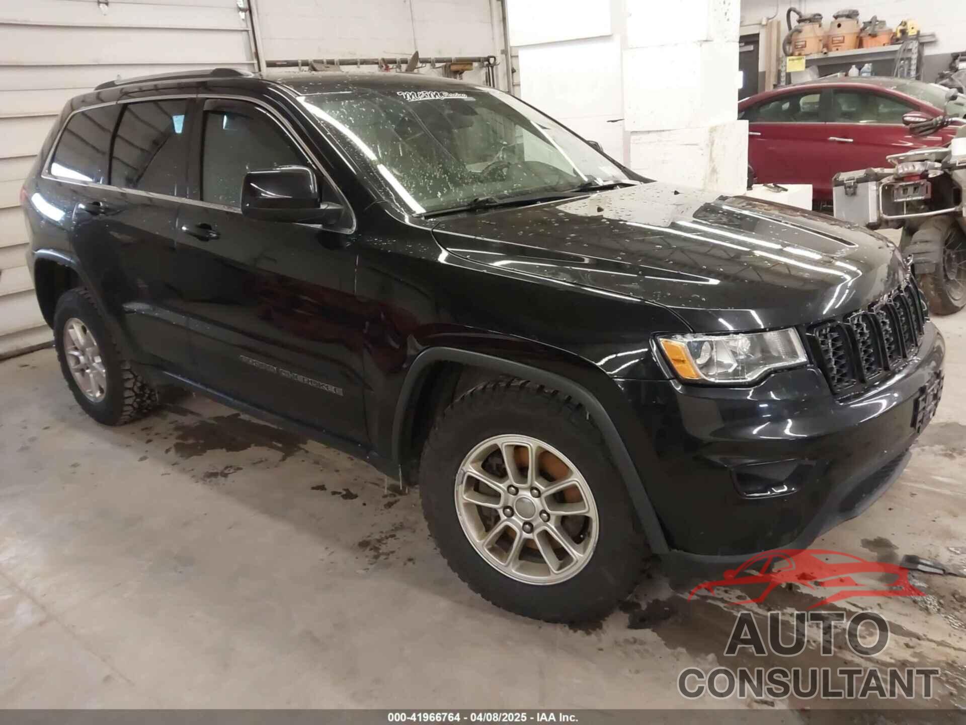 JEEP GRAND CHEROKEE 2018 - 1C4RJFAG0JC154937