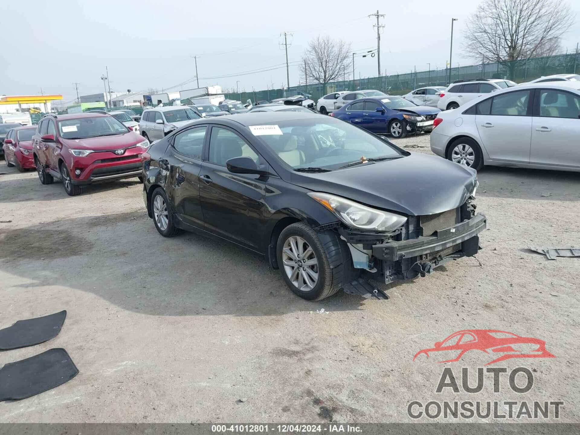 HYUNDAI ELANTRA 2015 - KMHDH4AE1FU355624