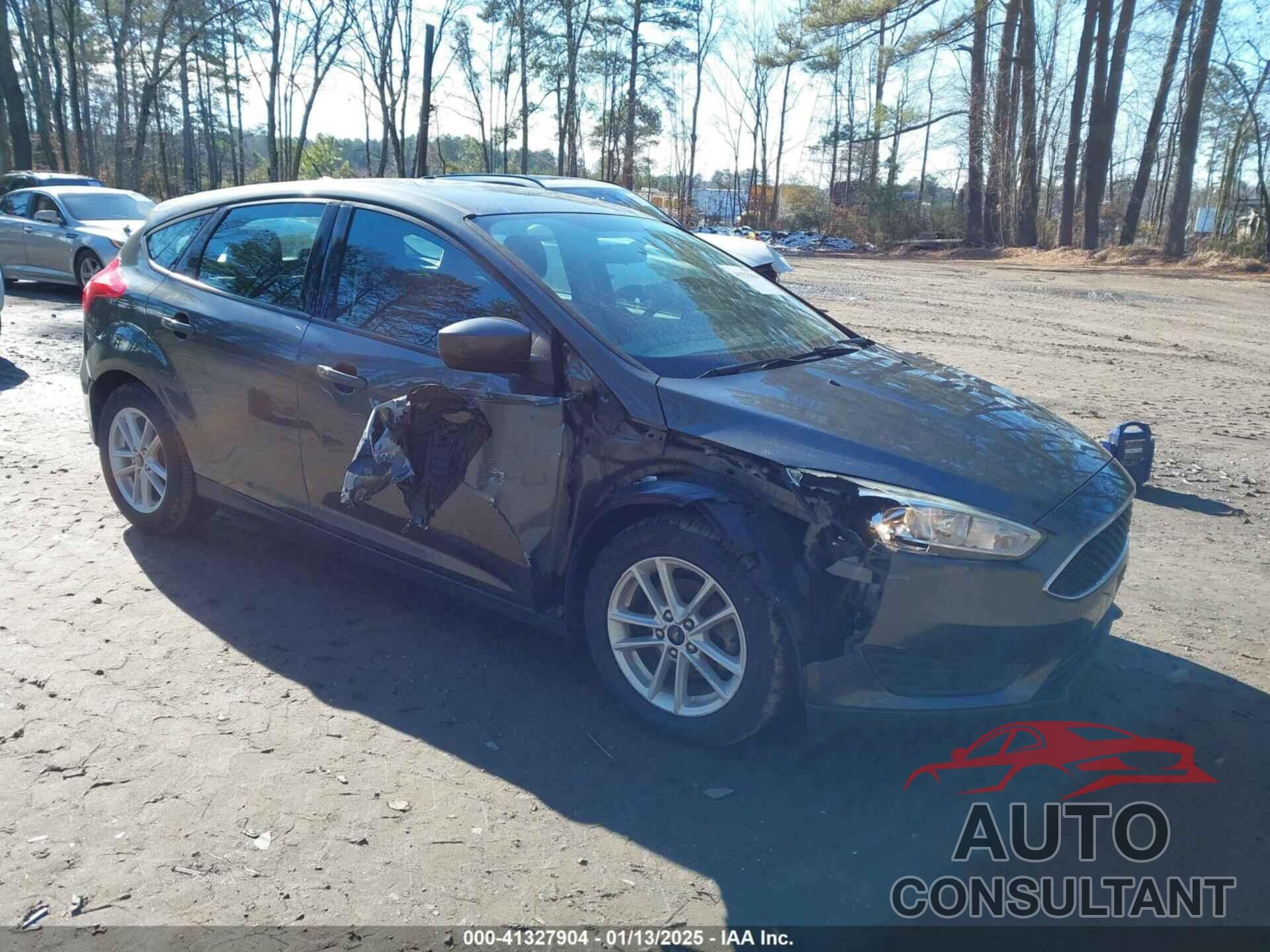 FORD FOCUS 2018 - 1FADP3K23JL246169