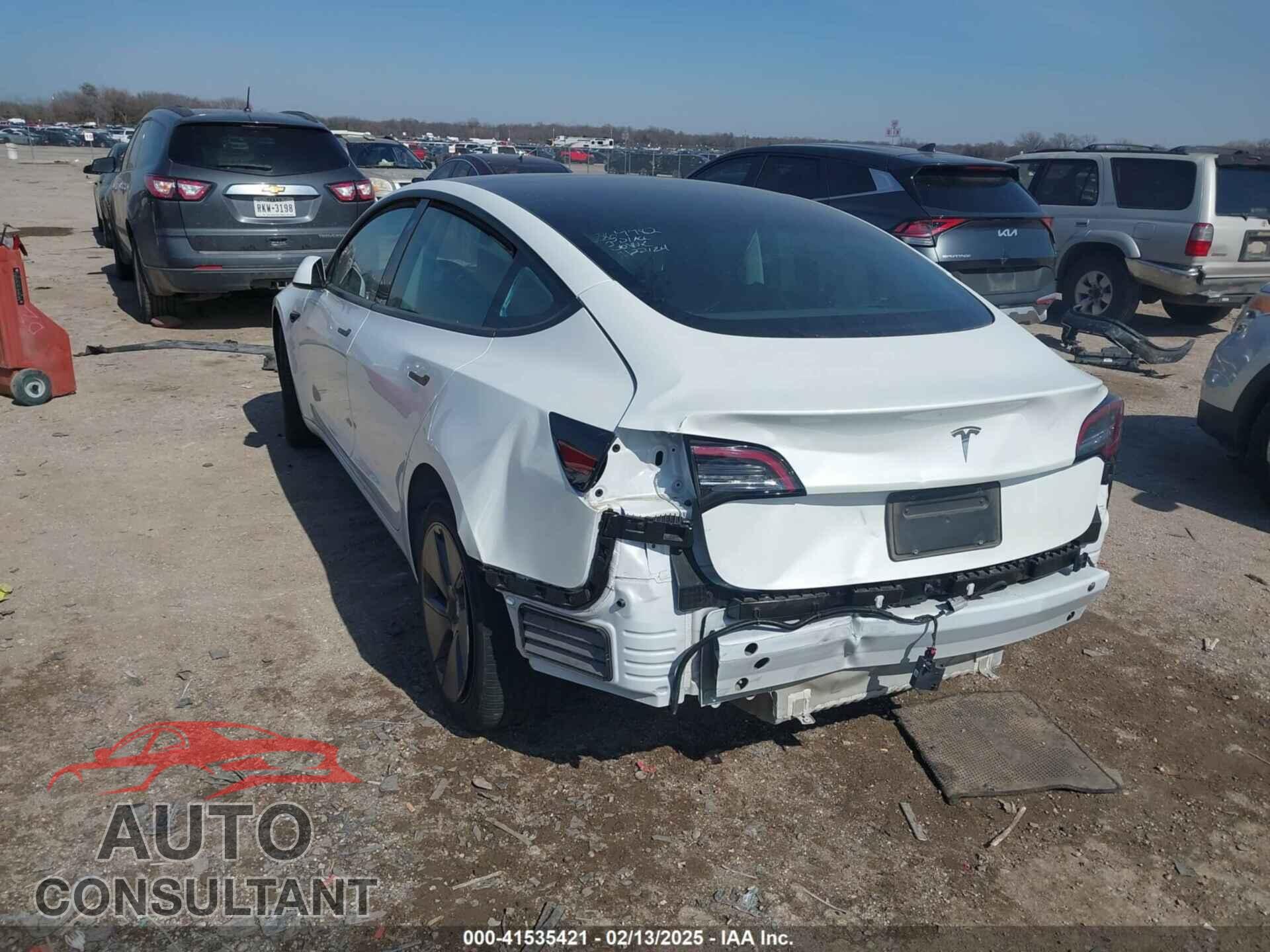 TESLA MODEL 3 2023 - 5YJ3E1EAXPF505951