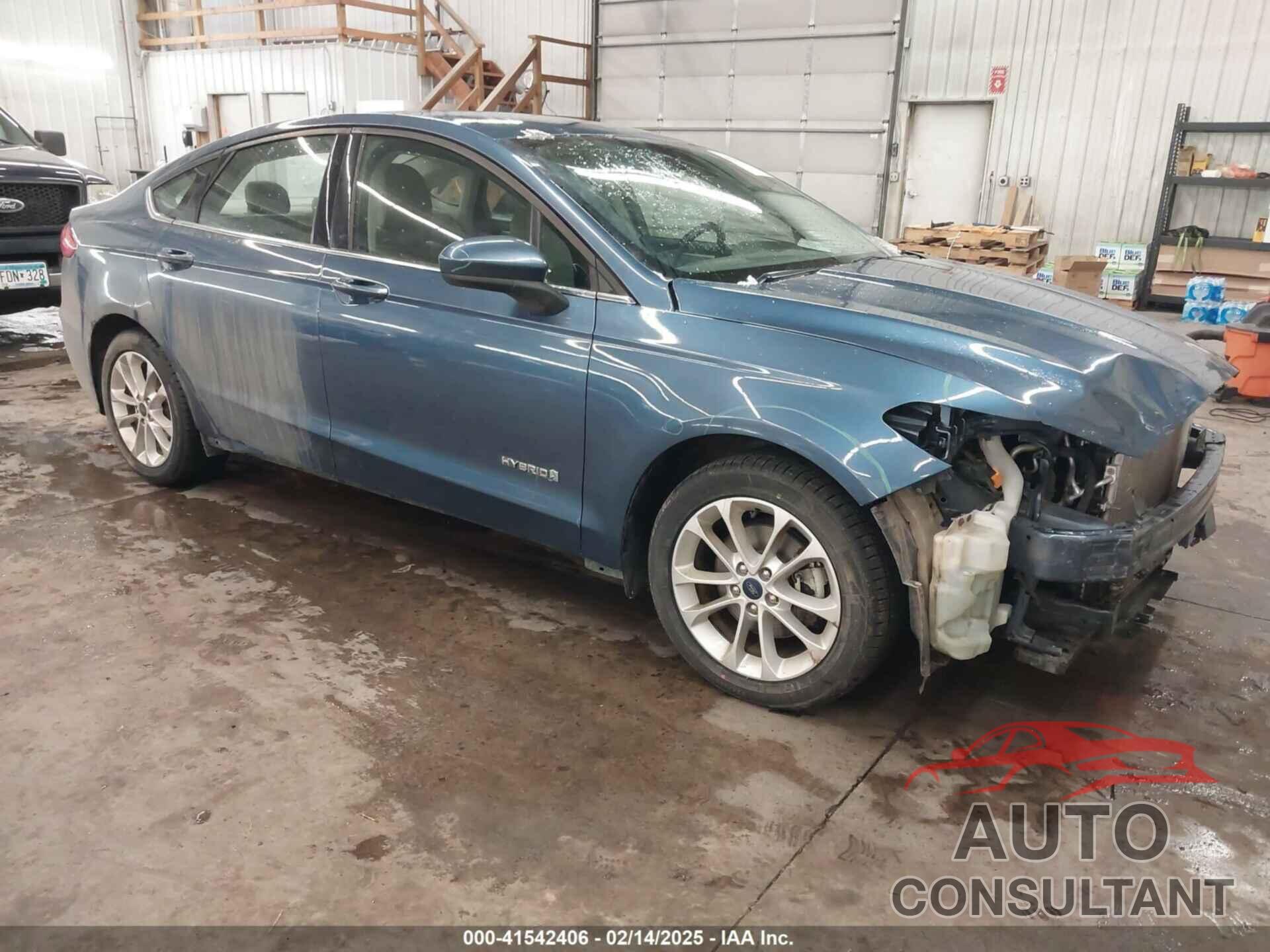 FORD FUSION HYBRID 2019 - 3FA6P0LUXKR137766