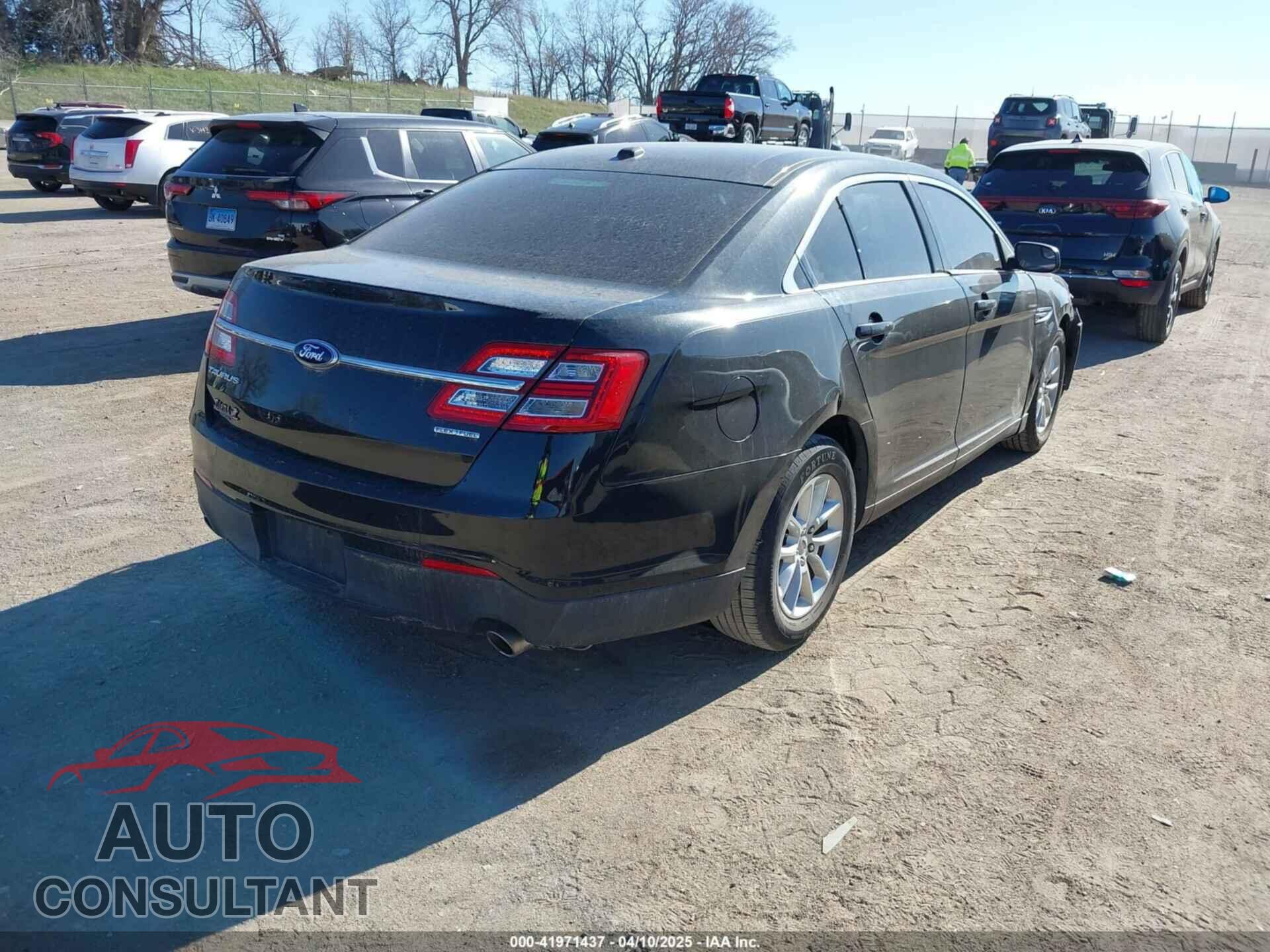 FORD TAURUS 2013 - 1FAHP2D84DG215152