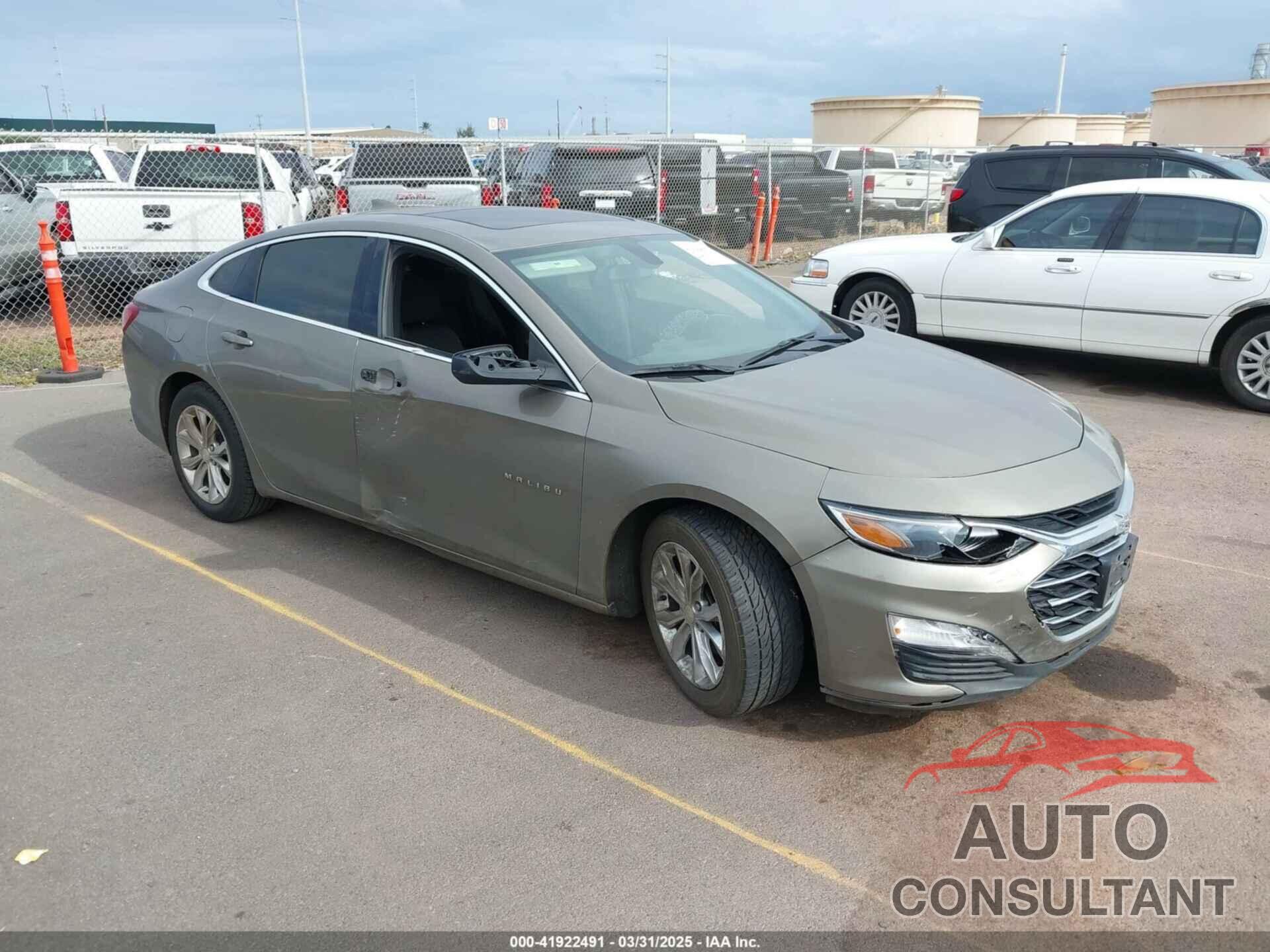 CHEVROLET MALIBU 2020 - 1G1ZD5ST7LF072775