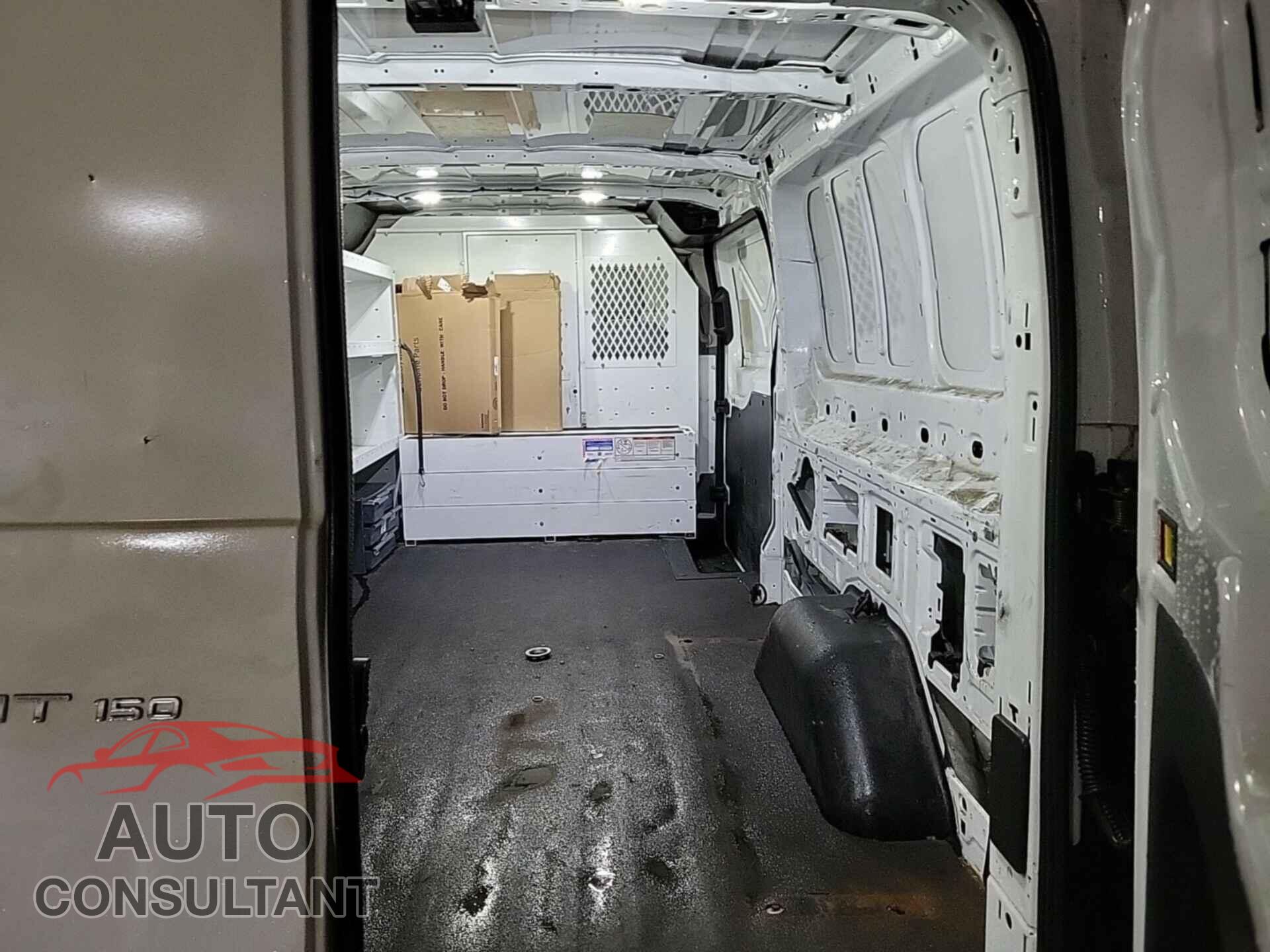 FORD TRANSIT-150 2015 - 1FTNE2YM0FKB32277