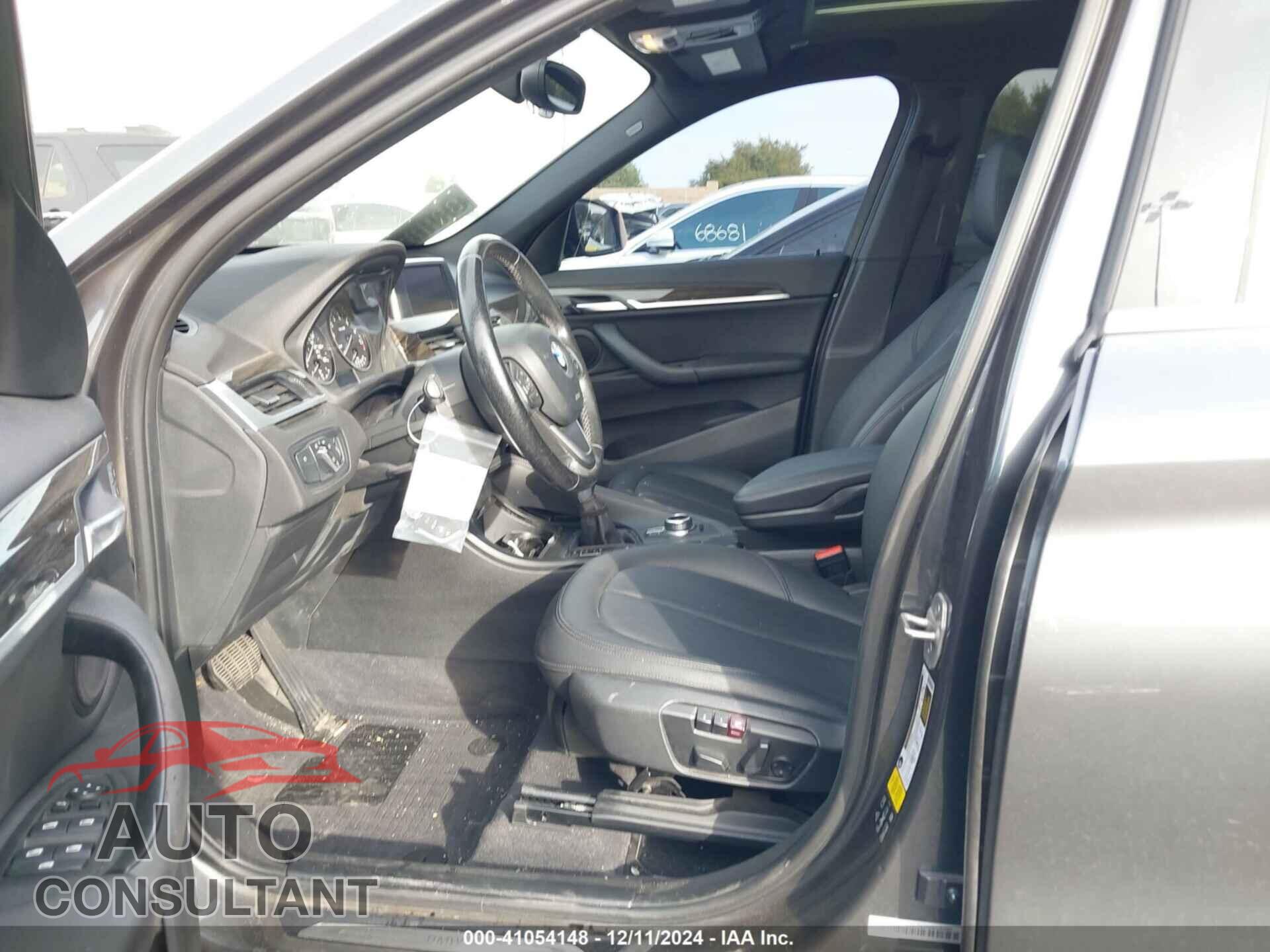 BMW X1 2017 - WBXHT3C39H5F68558