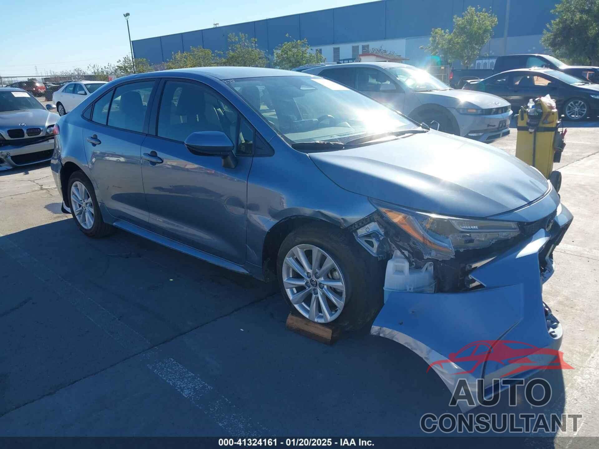TOYOTA COROLLA 2024 - JTDB4MEE5R3024816