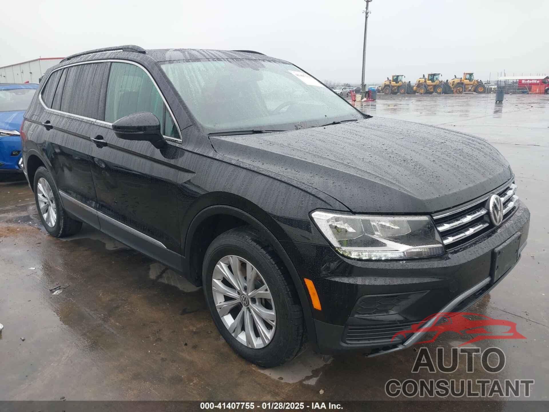 VOLKSWAGEN TIGUAN 2018 - 3VV3B7AX1JM140389