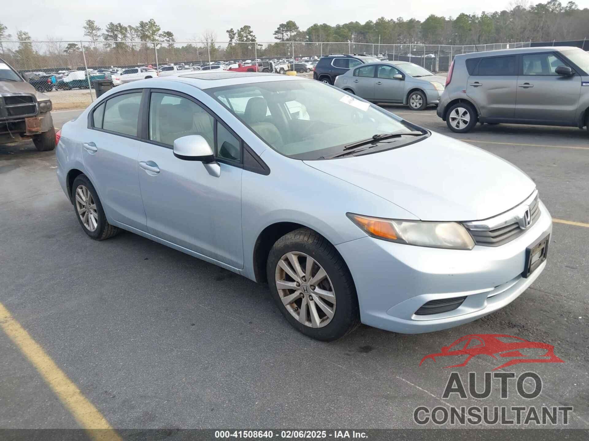 HONDA CIVIC 2012 - 2HGFB2F94CH526252