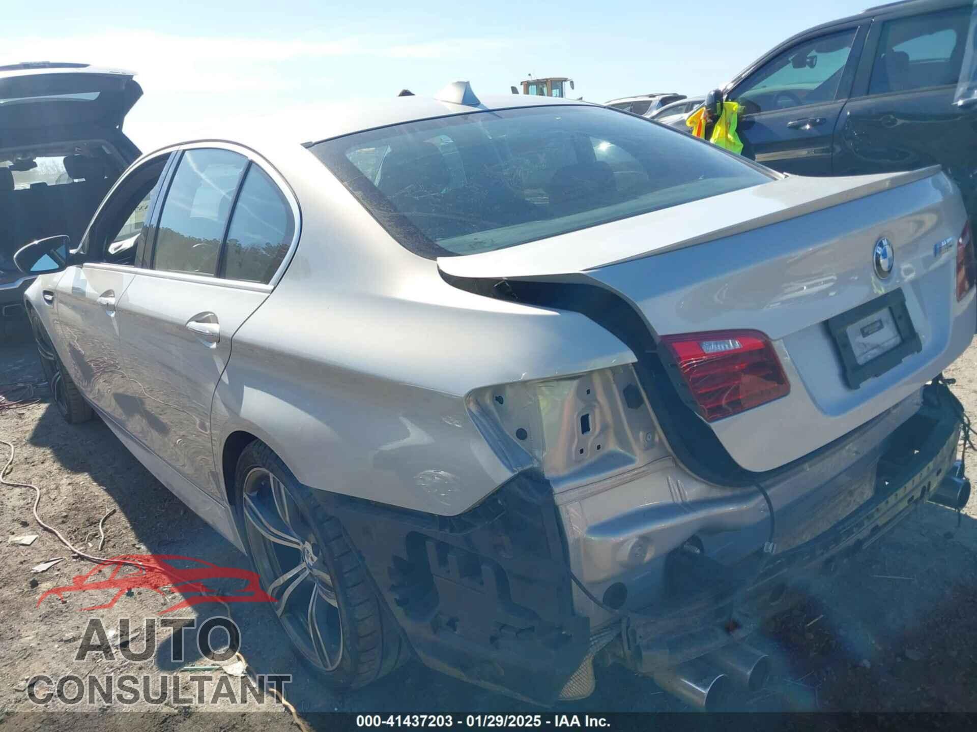 BMW M5 2015 - WBSFV9C55FD595199