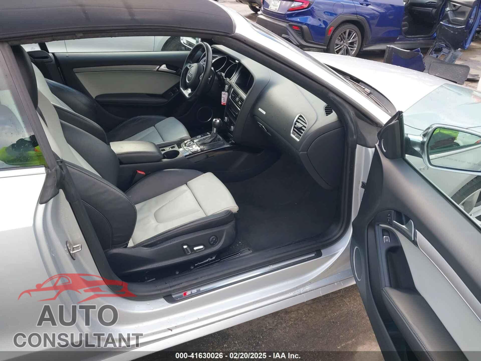 AUDI S5 2013 - WAUVGAFH2DN001449