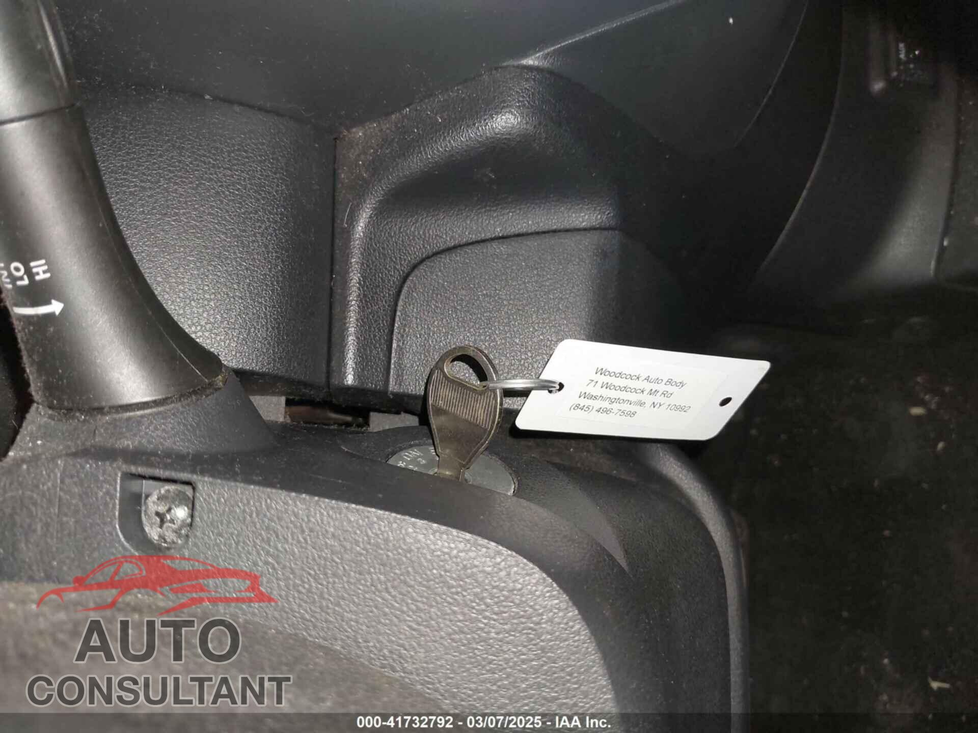 NISSAN VERSA 2019 - 3N1CN7AP3KL808015