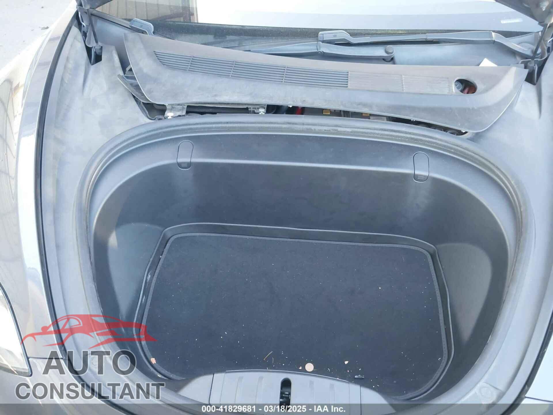 TESLA MODEL 3 2018 - 5YJ3E1EA7JF163401