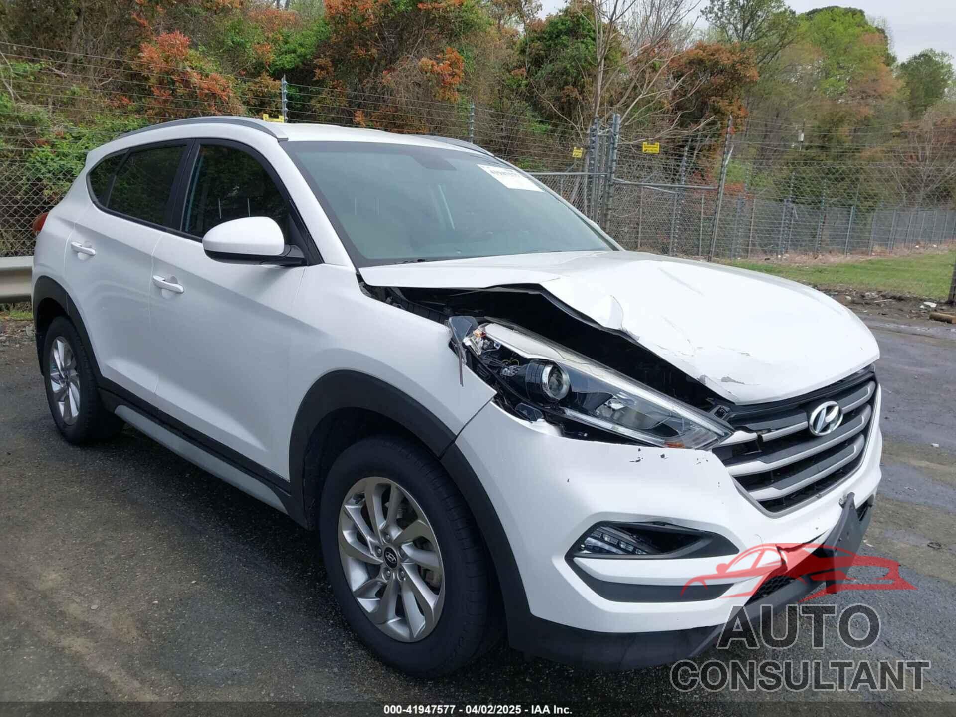 HYUNDAI TUCSON 2017 - KM8J33A40HU383601
