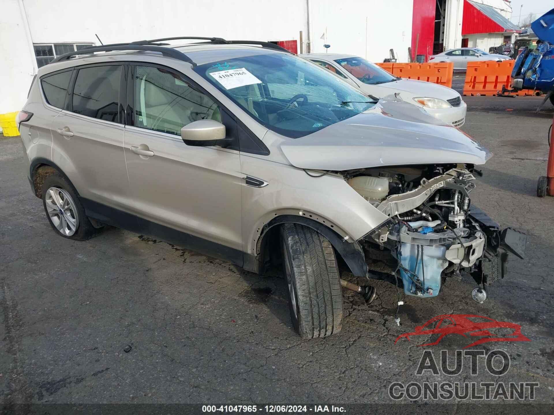 FORD ESCAPE 2018 - 1FMCU9HD4JUA88702