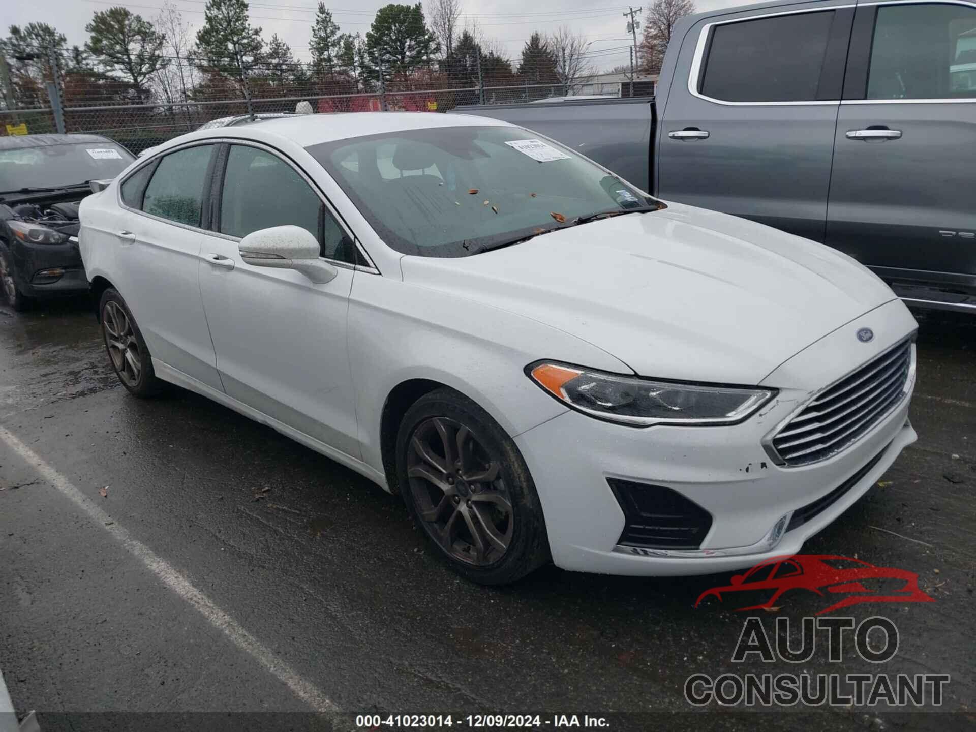 FORD FUSION 2019 - 3FA6P0CD2KR181874