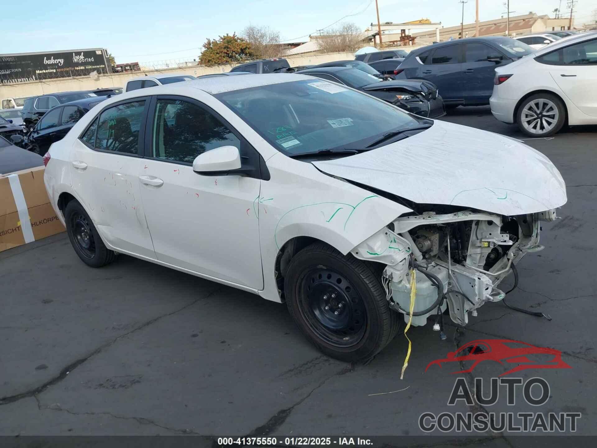 TOYOTA COROLLA 2018 - 2T1BURHE3JC088048