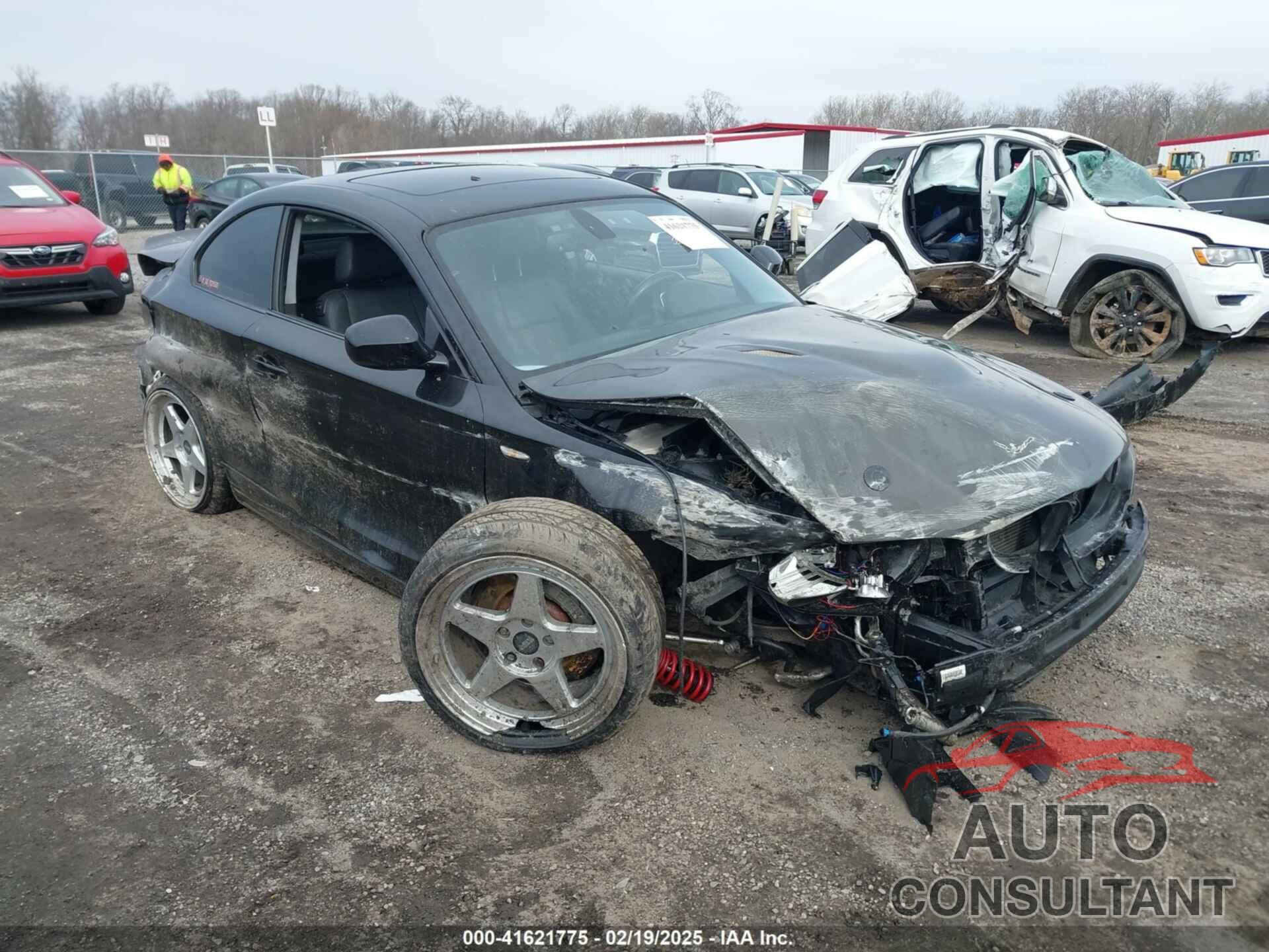 BMW 135I 2011 - WBAUC9C51BVM10510