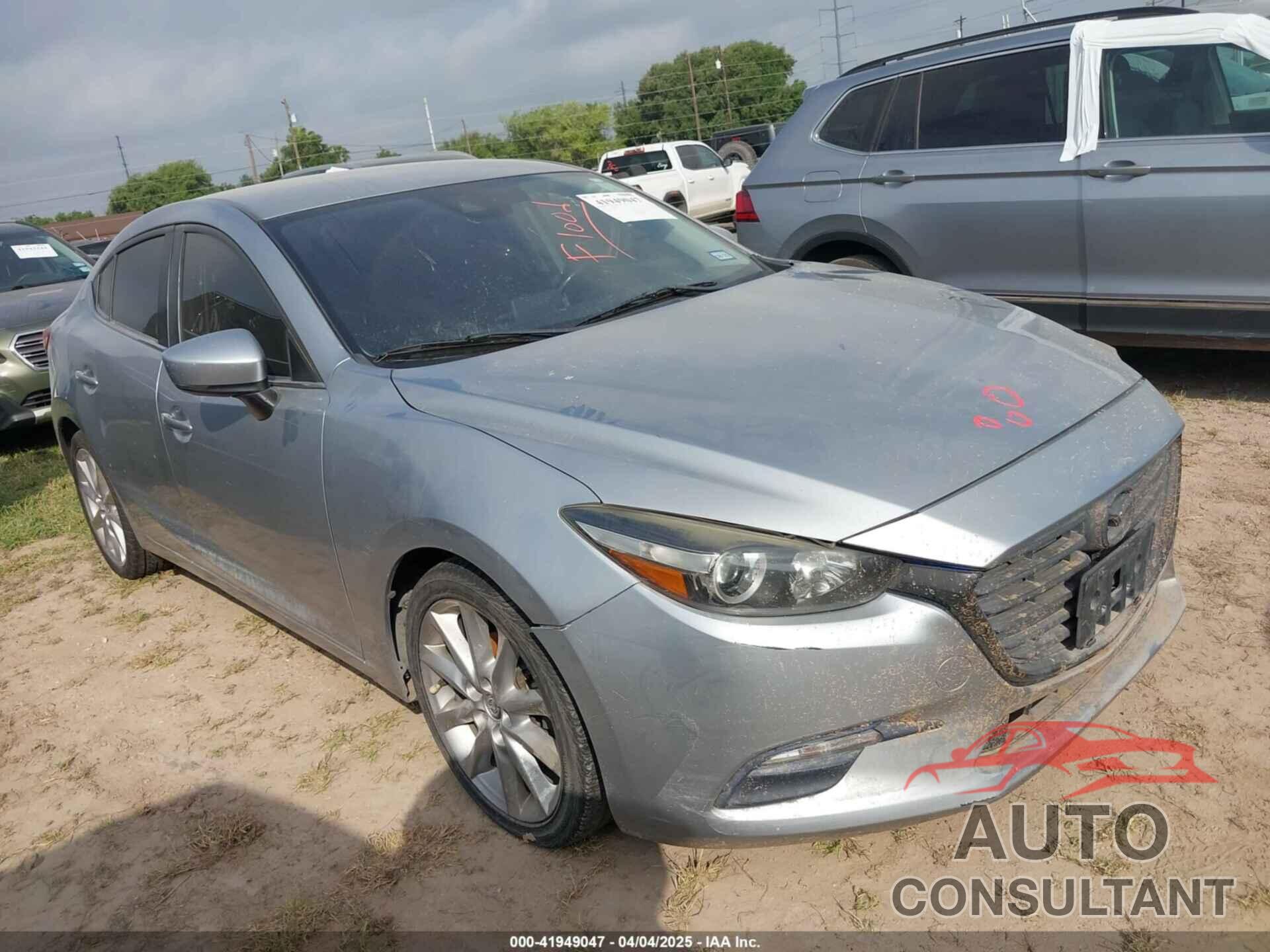 MAZDA MAZDA3 2017 - JM1BN1V77H1102973