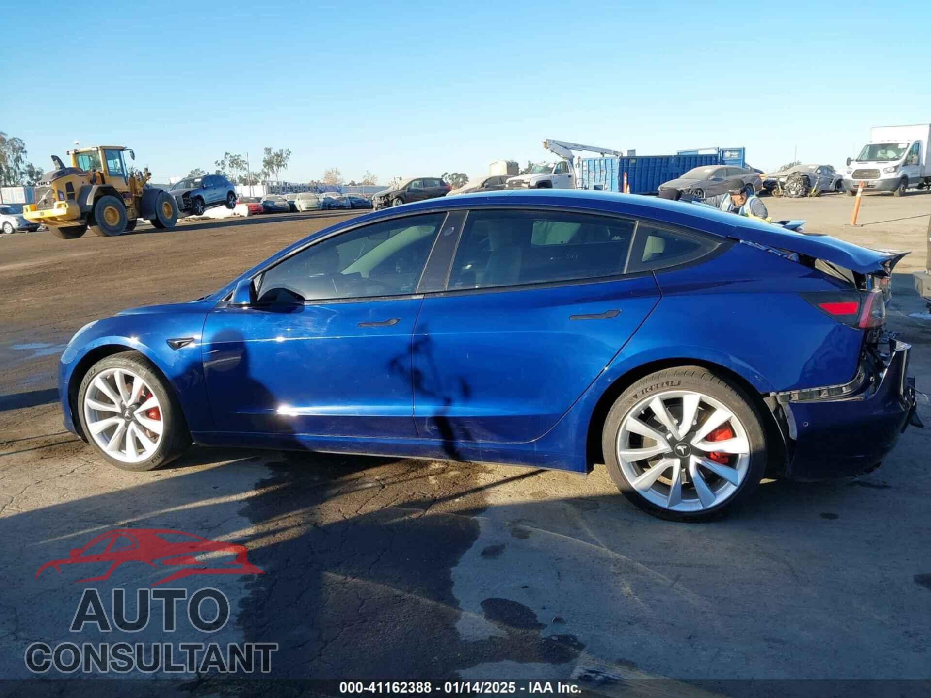 TESLA MODEL 3 2018 - 5YJ3E1EA6JF169447