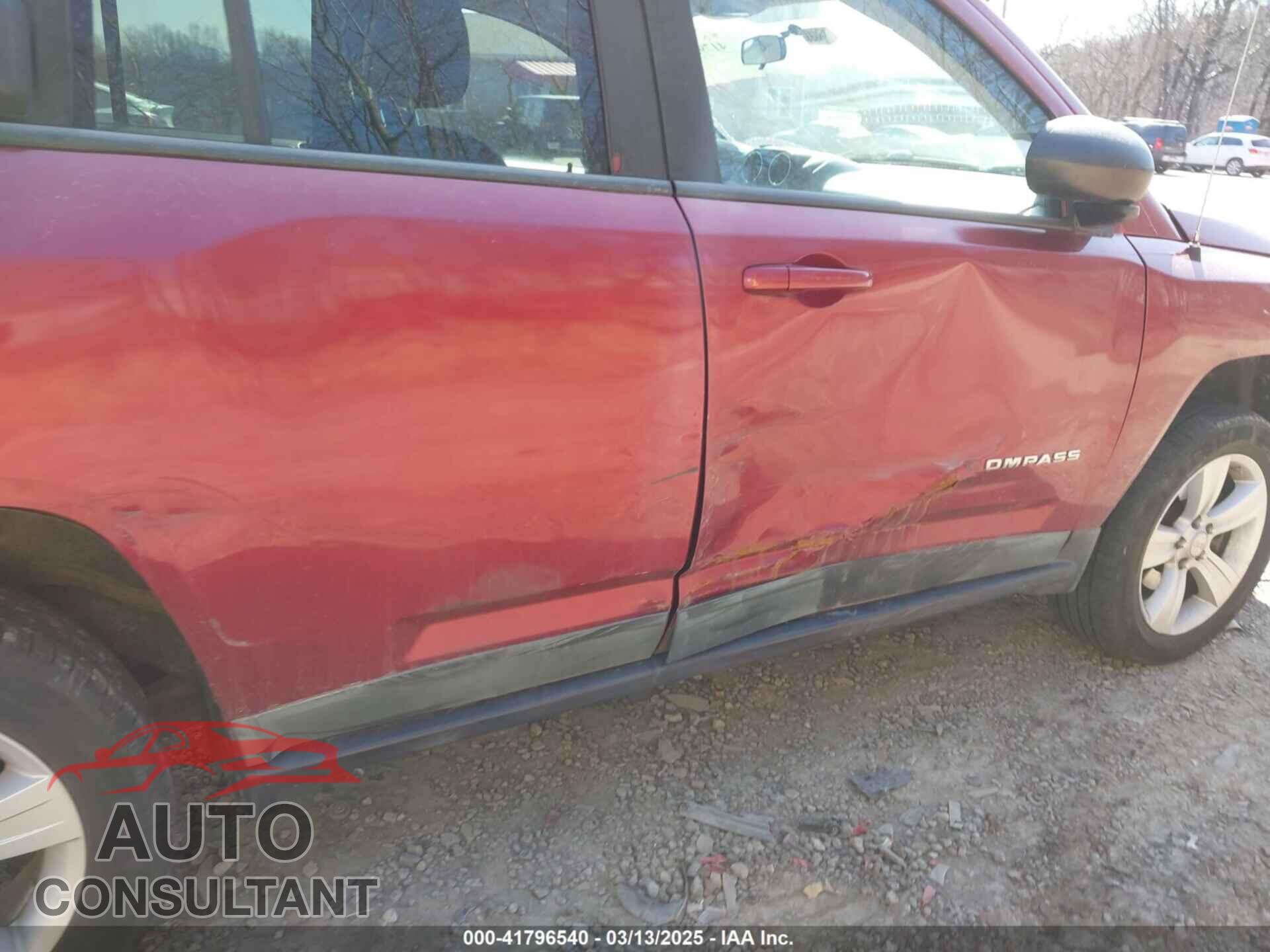JEEP COMPASS 2011 - 1J4NF1FB5BD201790