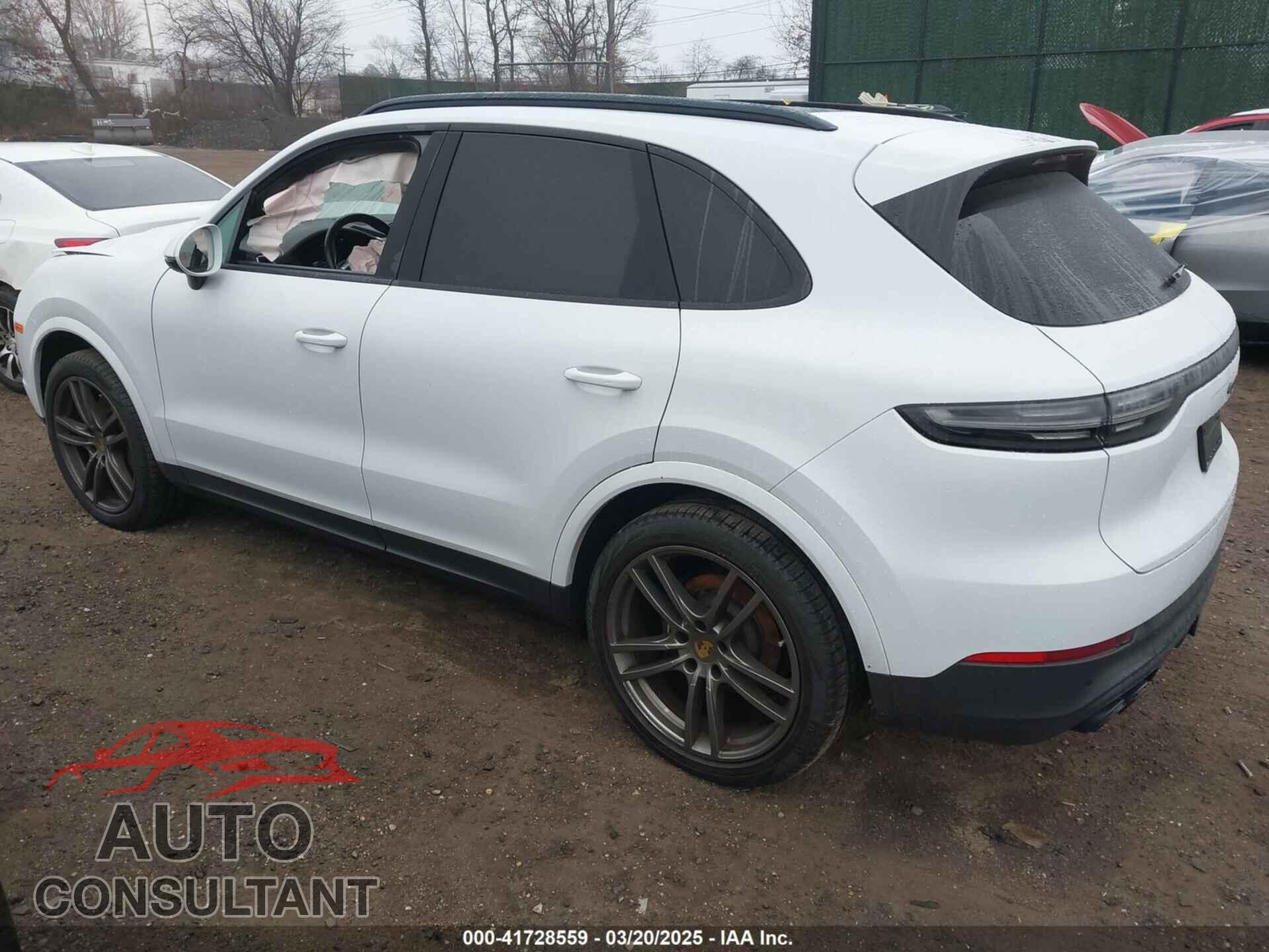 PORSCHE CAYENNE 2023 - WP1AA2AY4PDA04474