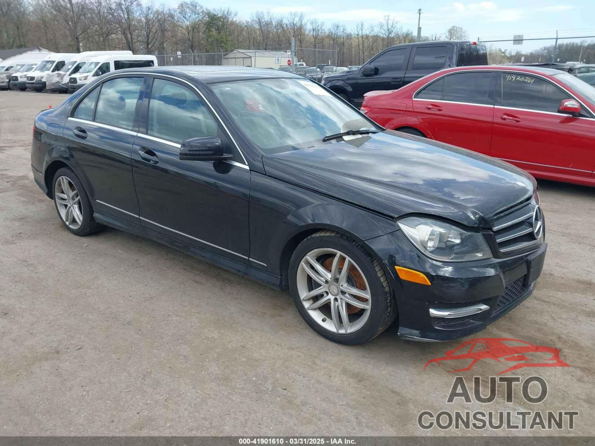 MERCEDES-BENZ C 300 2014 - WDDGF8AB6ER324705