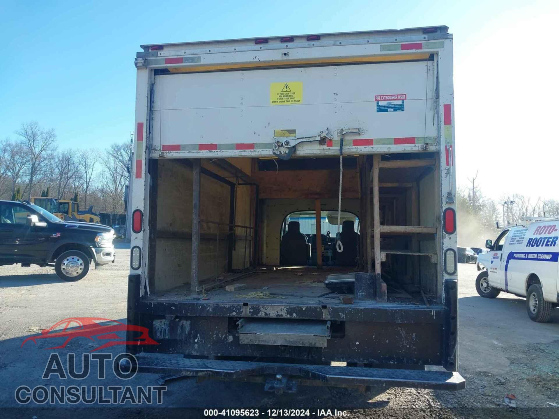FORD E-350 CUTAWAY 2012 - 1FDWE3FS7CDA34936