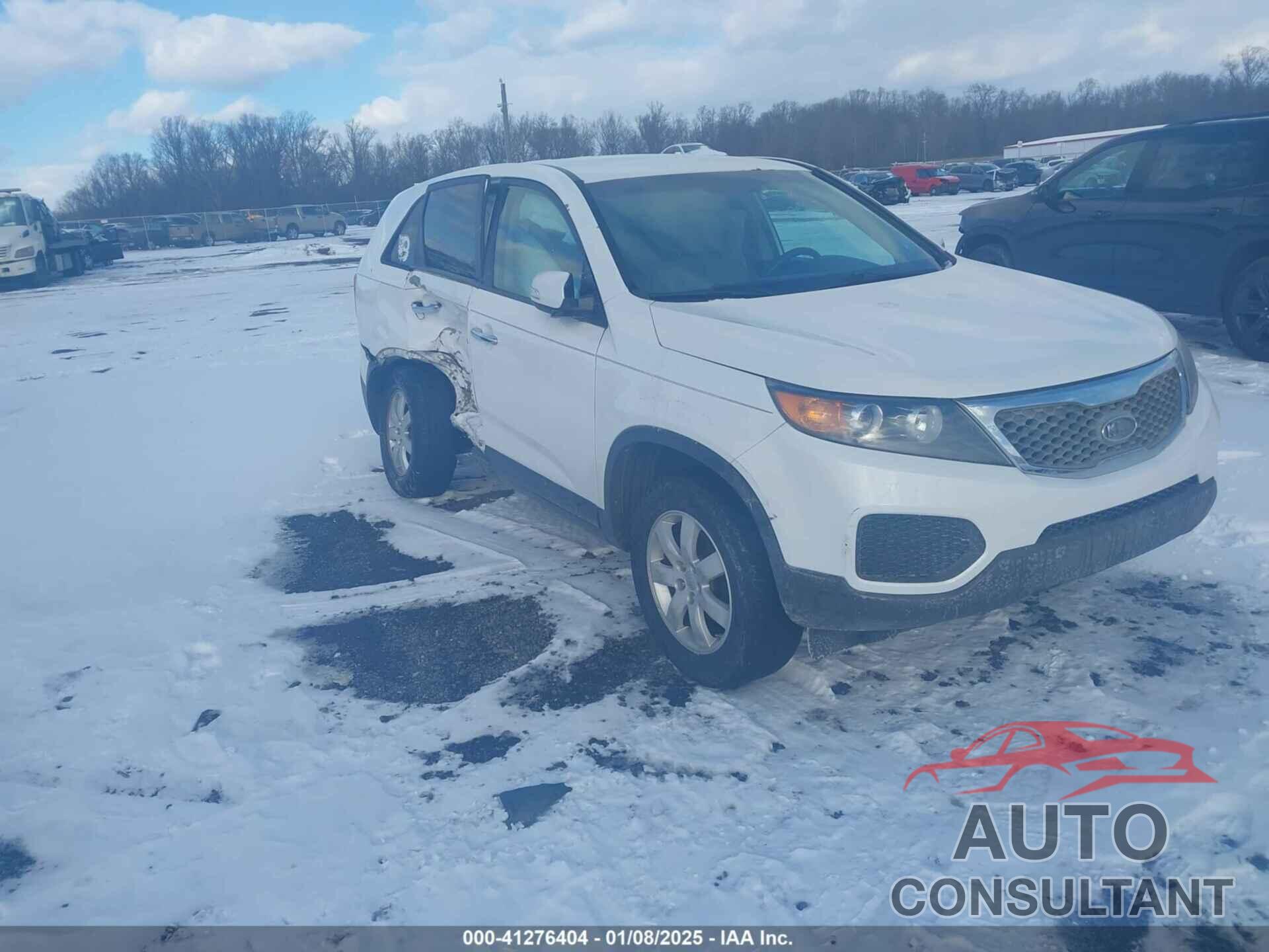 KIA SORENTO 2011 - 5XYKT3A17BG065353