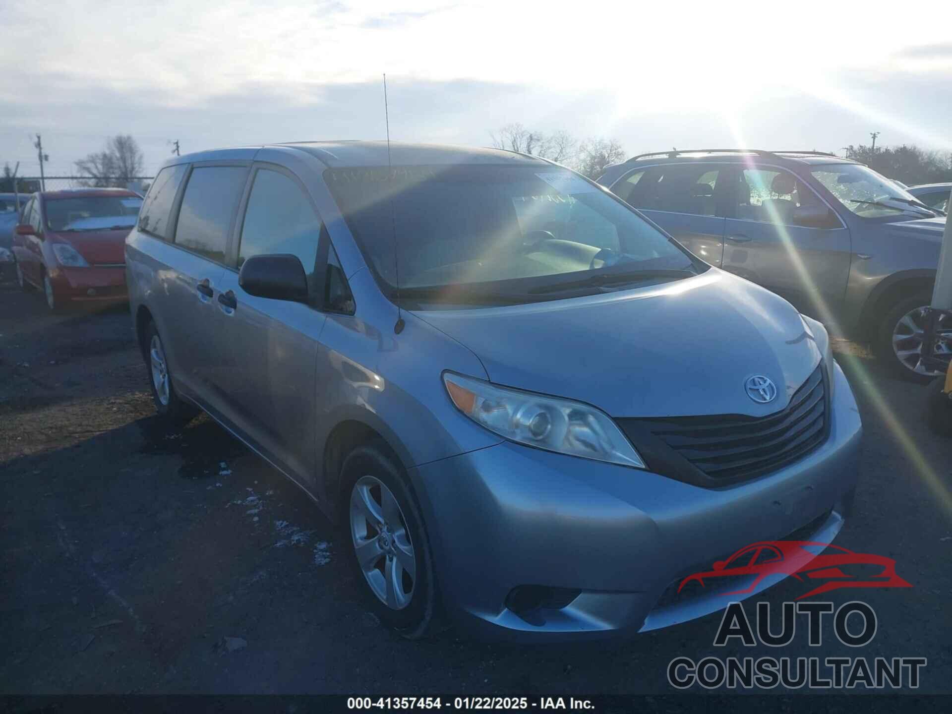 TOYOTA SIENNA 2012 - 5TDKA3DC7CS011364