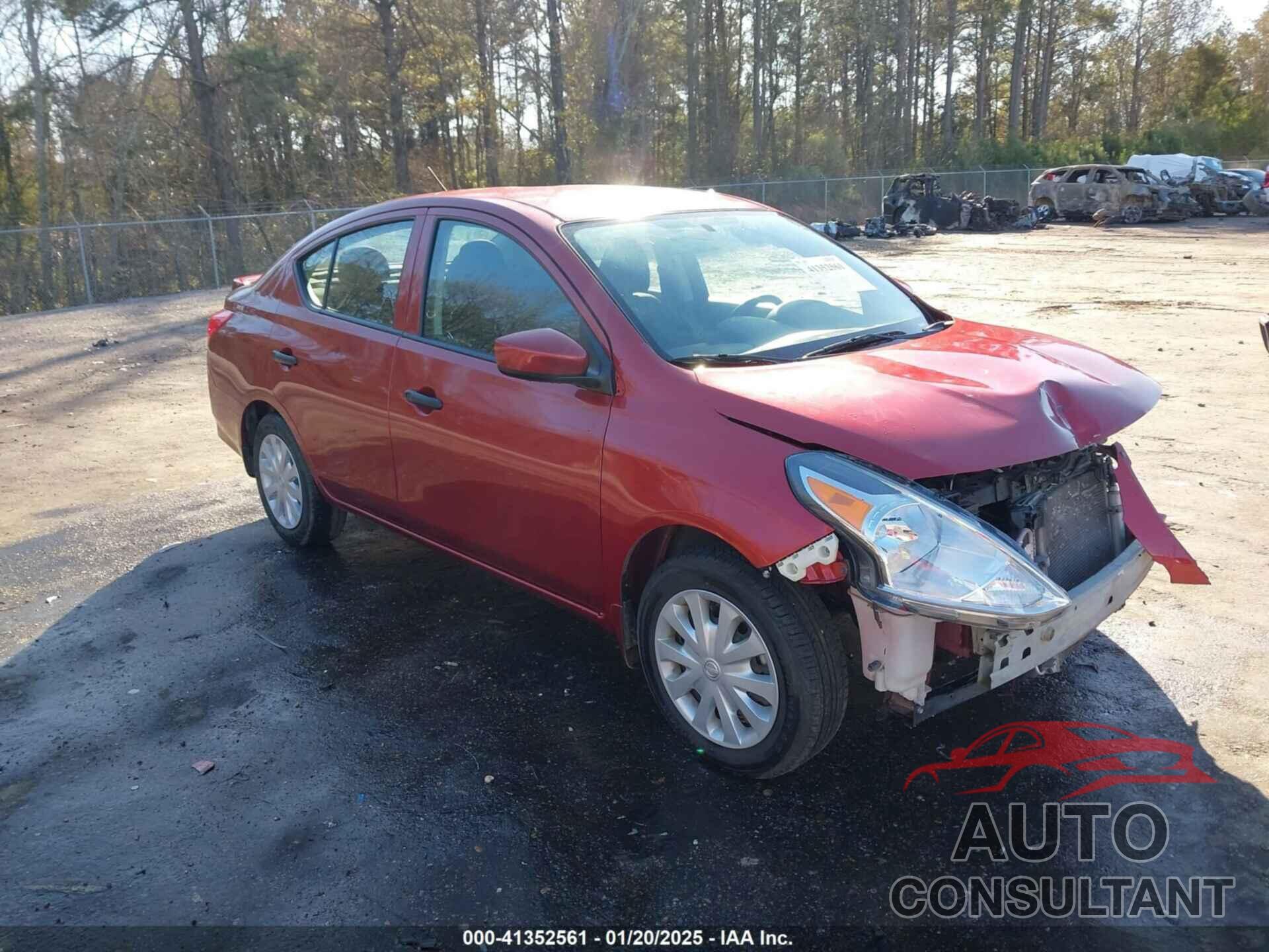 NISSAN VERSA 2019 - 3N1CN7AP0KL810949