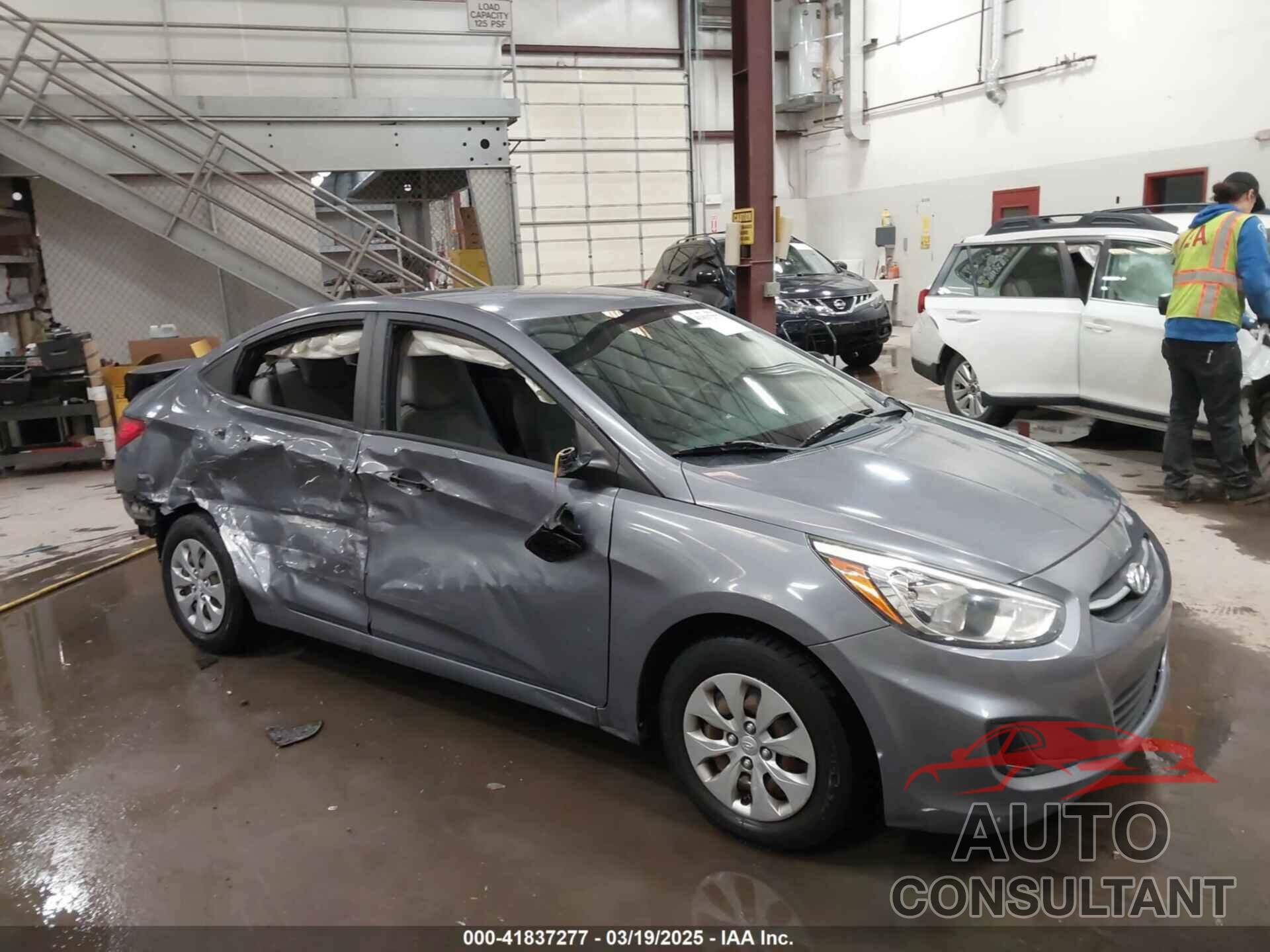 HYUNDAI ACCENT 2017 - KMHCT4AE5HU221664