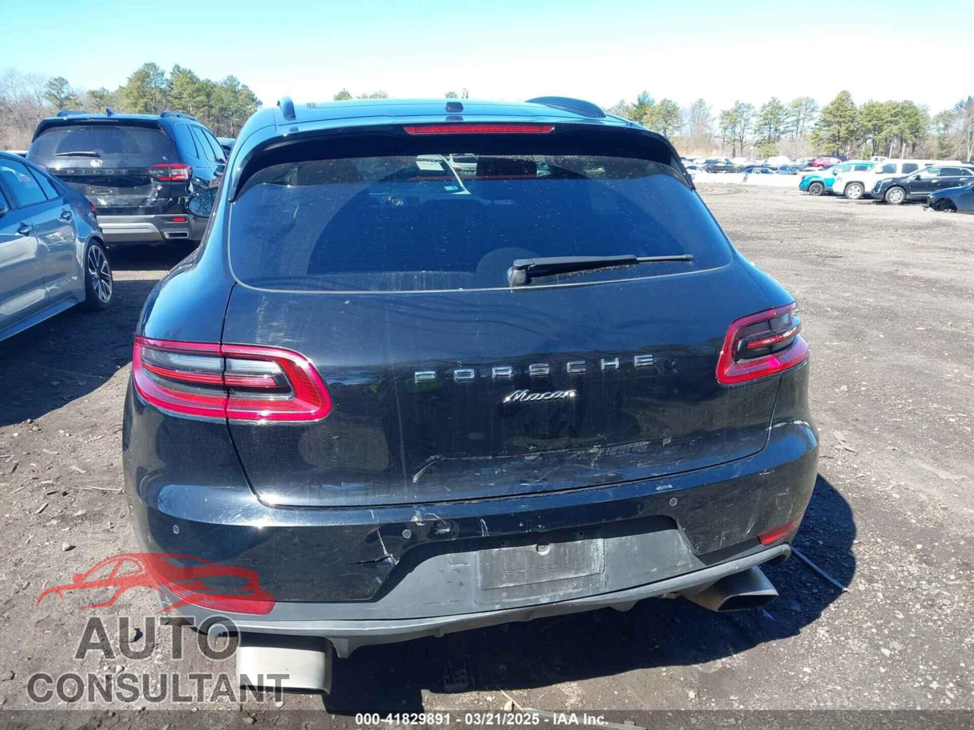 PORSCHE MACAN 2017 - WP1AA2A50HLB00017