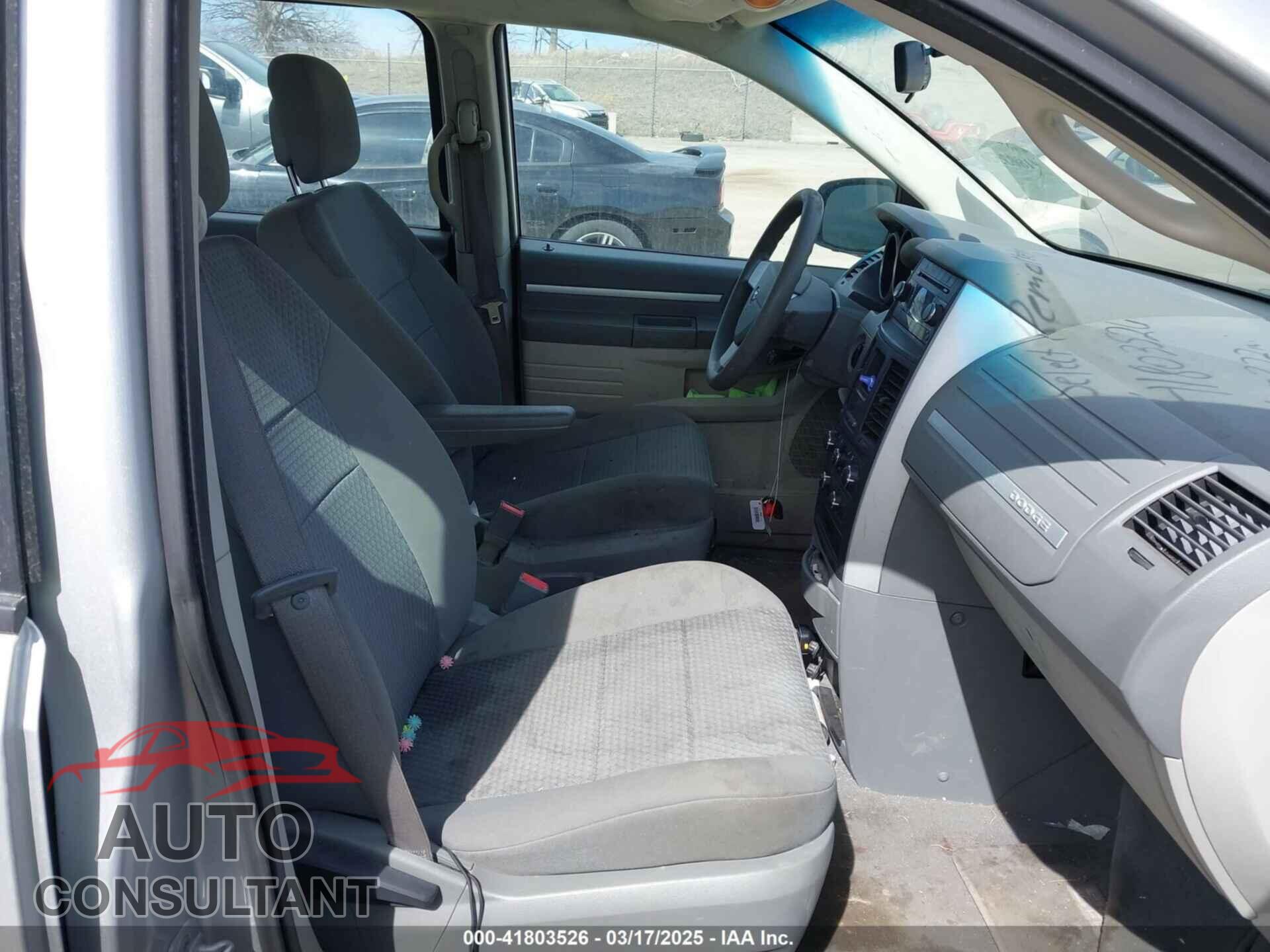DODGE GRAND CARAVAN 2010 - 2D4RN4DE7AR390675
