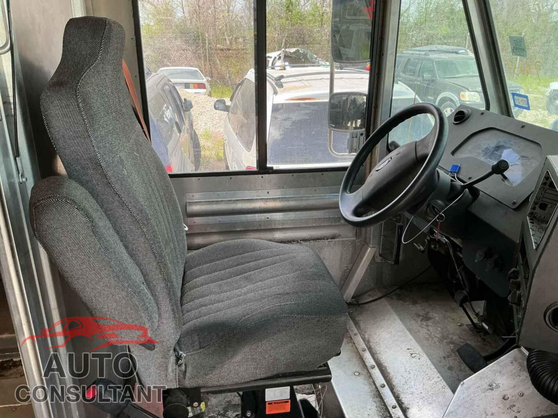 FORD E-450 STRIPPED 2013 - 1FC4E4KL8DDA84035