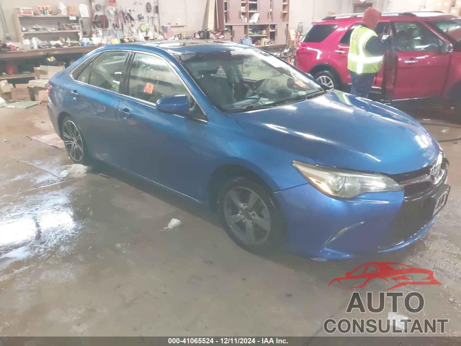 TOYOTA CAMRY 2016 - 4T1BF1FK4GU507973