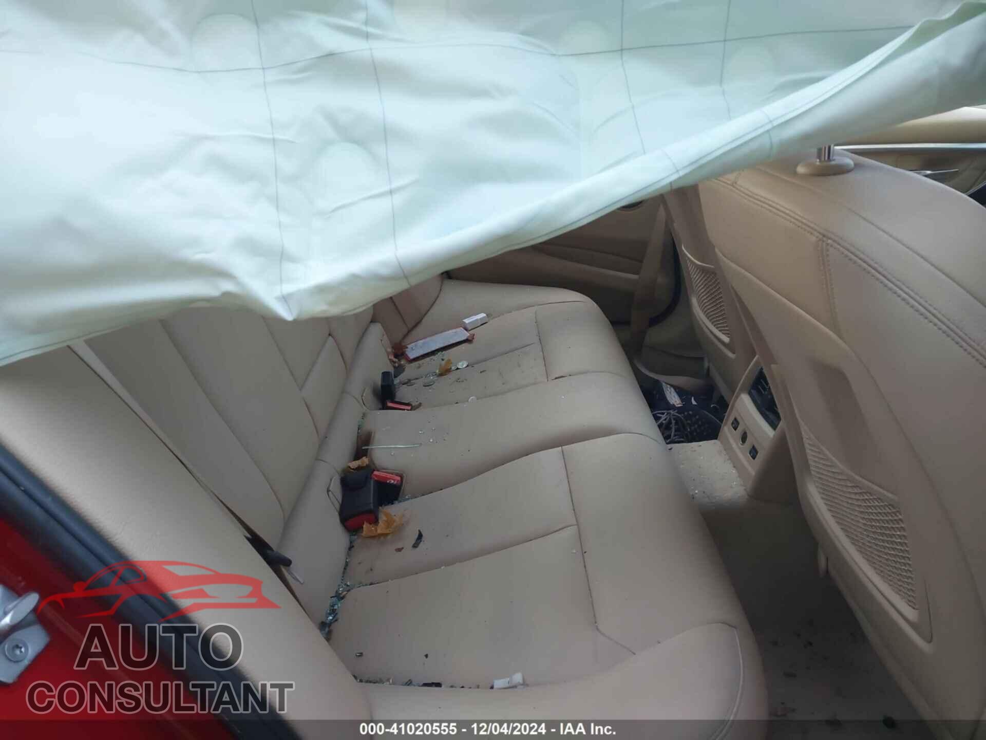 BMW 328I 2016 - WBA8E3G53GNU01060