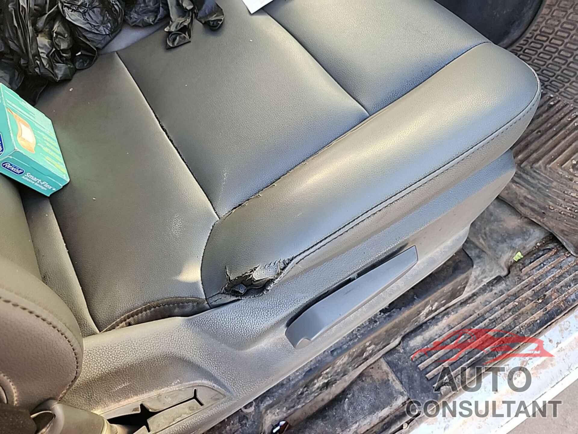 CHEVROLET SILVERADO 1500 LD 2019 - 2GCVKNEC2K1127730
