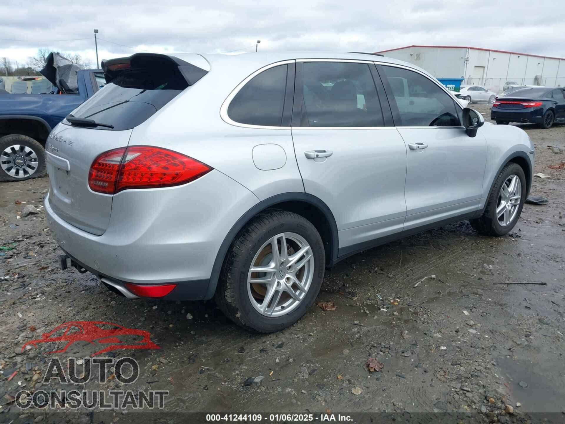 PORSCHE CAYENNE 2012 - WP1AA2A26CLA02401