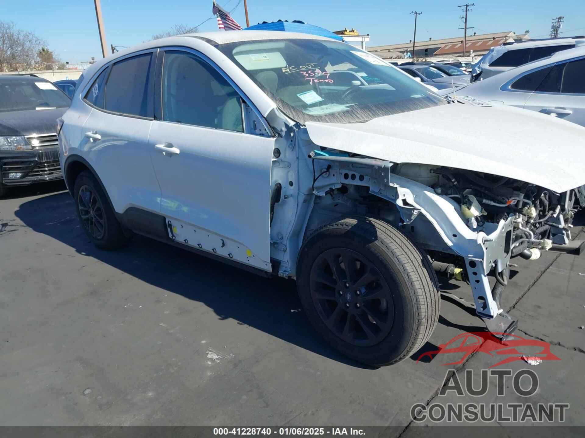 FORD ESCAPE 2022 - 1FMCU0G65NUB55716