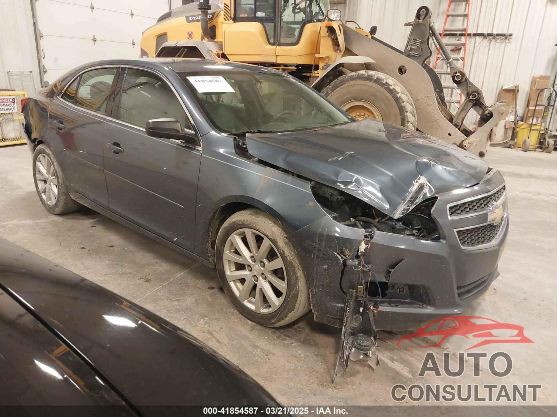 CHEVROLET MALIBU 2013 - 1G11B5SA8DF270302